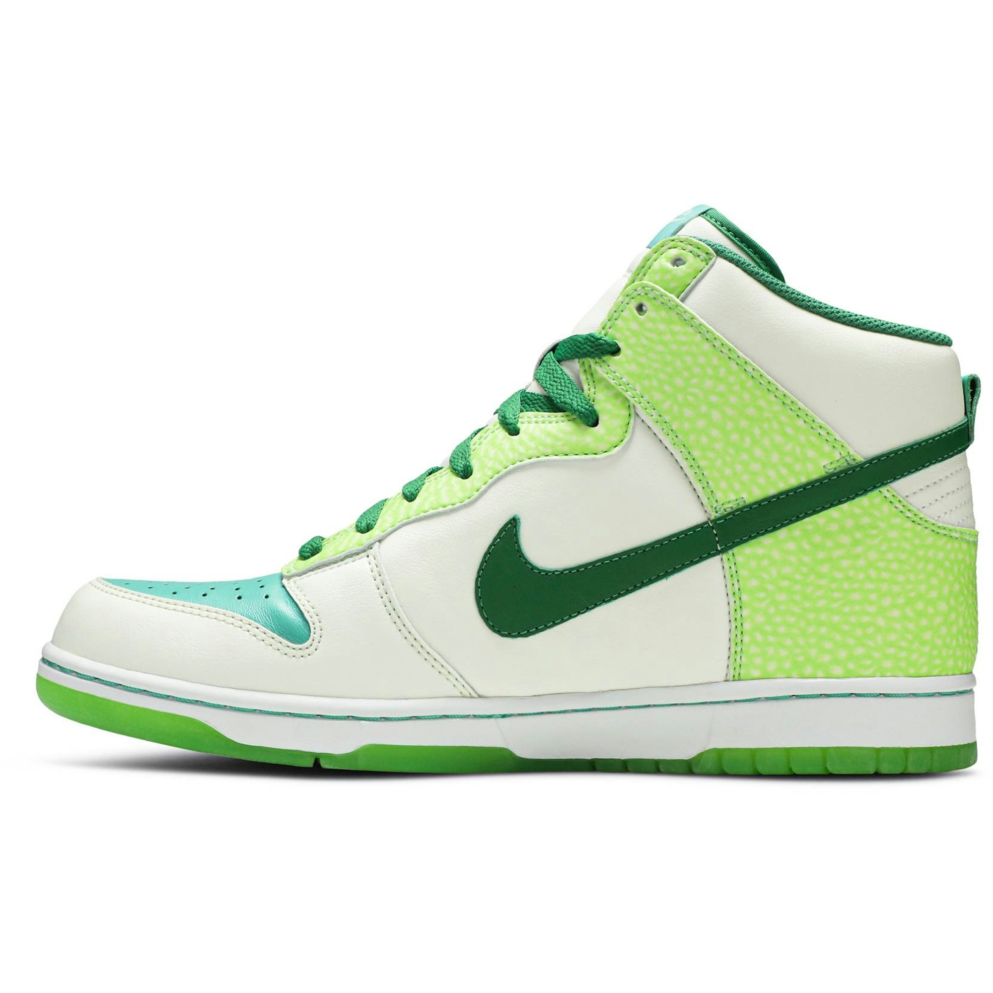 nike-dunk-high-premium-glow-in-the-dark-2-312786-131-95sek.jpeg