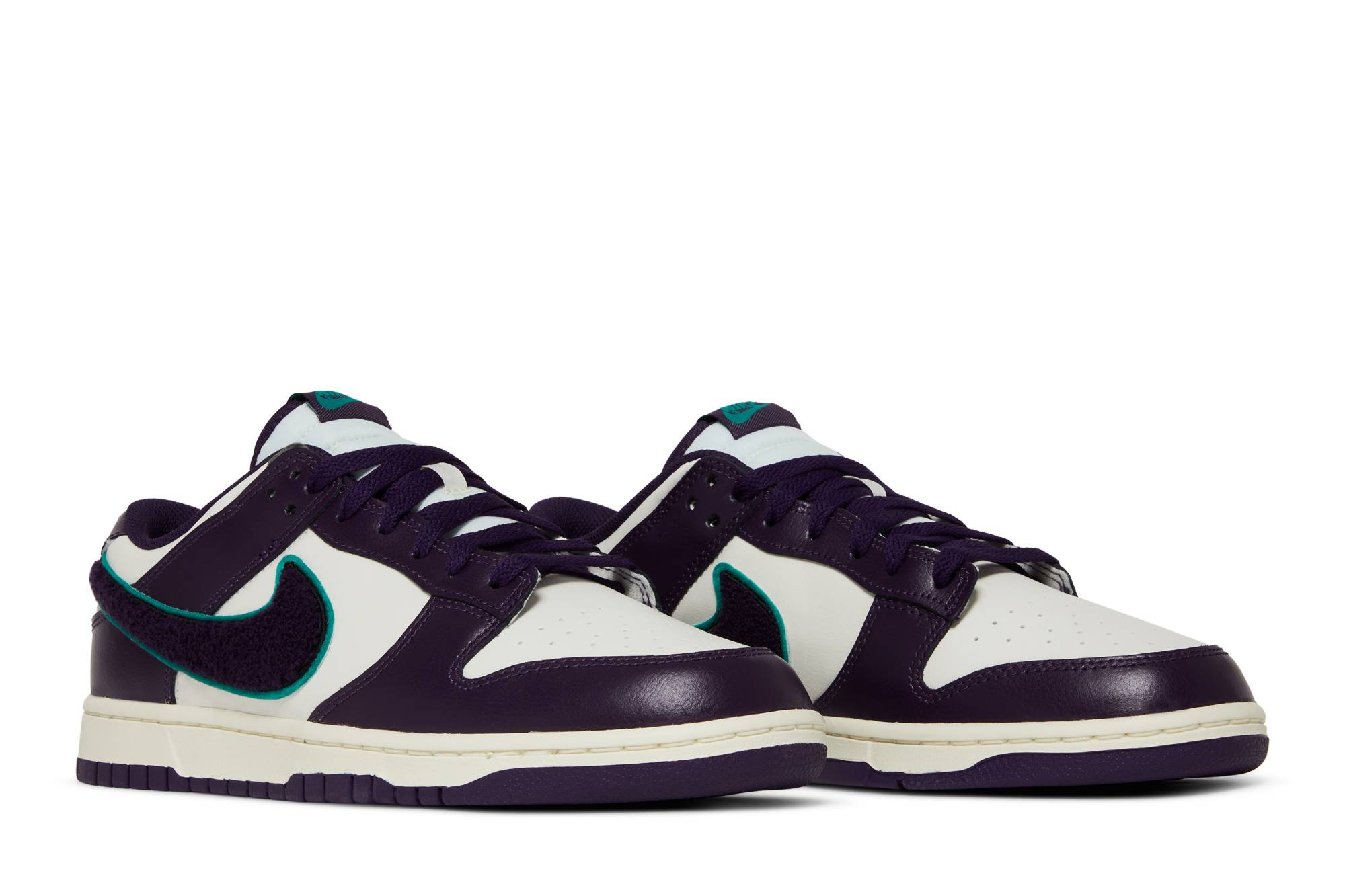 nike-dunk-low-chenille-swoosh-sail-grand-purple-dq7683-100-ha03j.jpeg