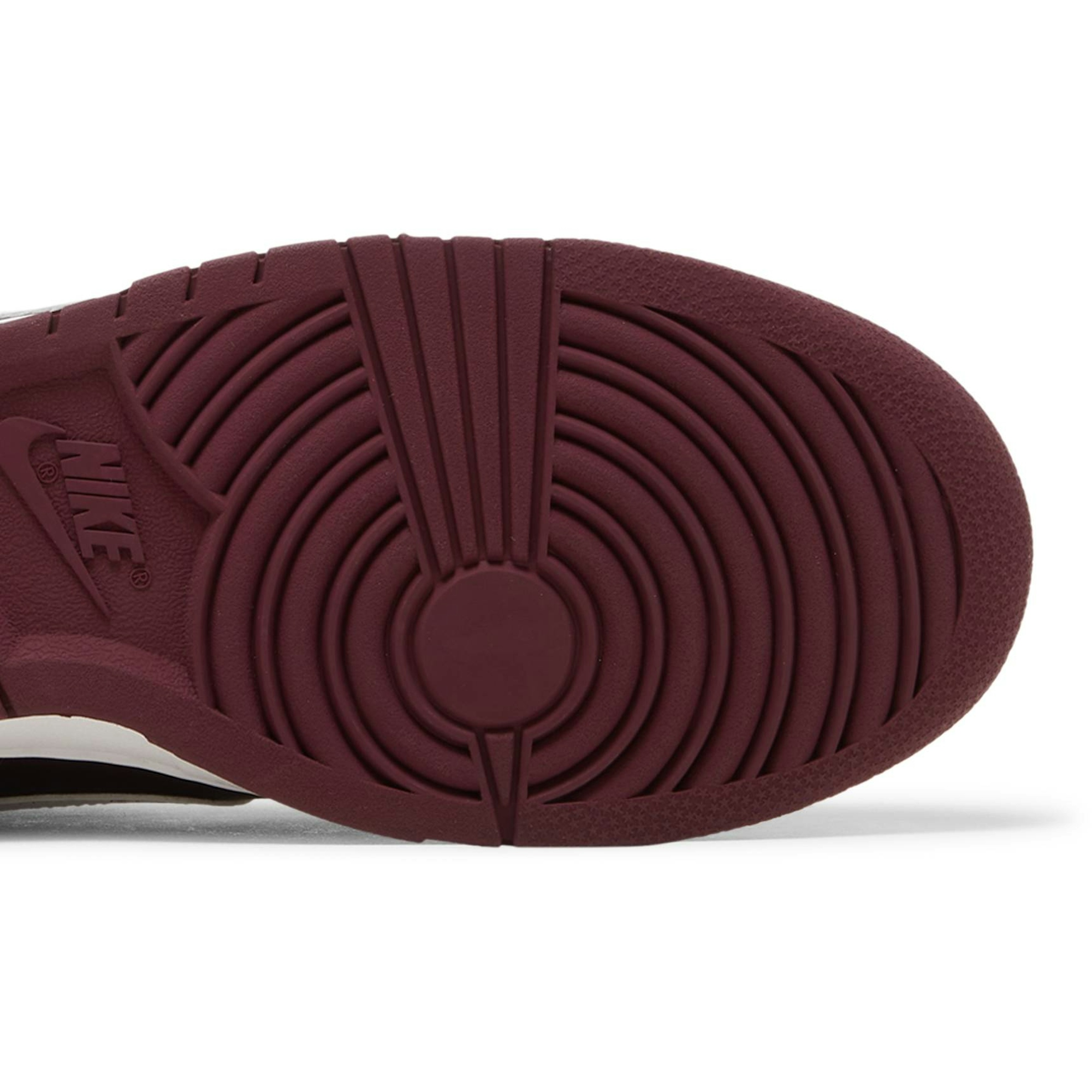 nike-dunk-low-dark-beetroot-dj6188-600-hyvgz.jpeg