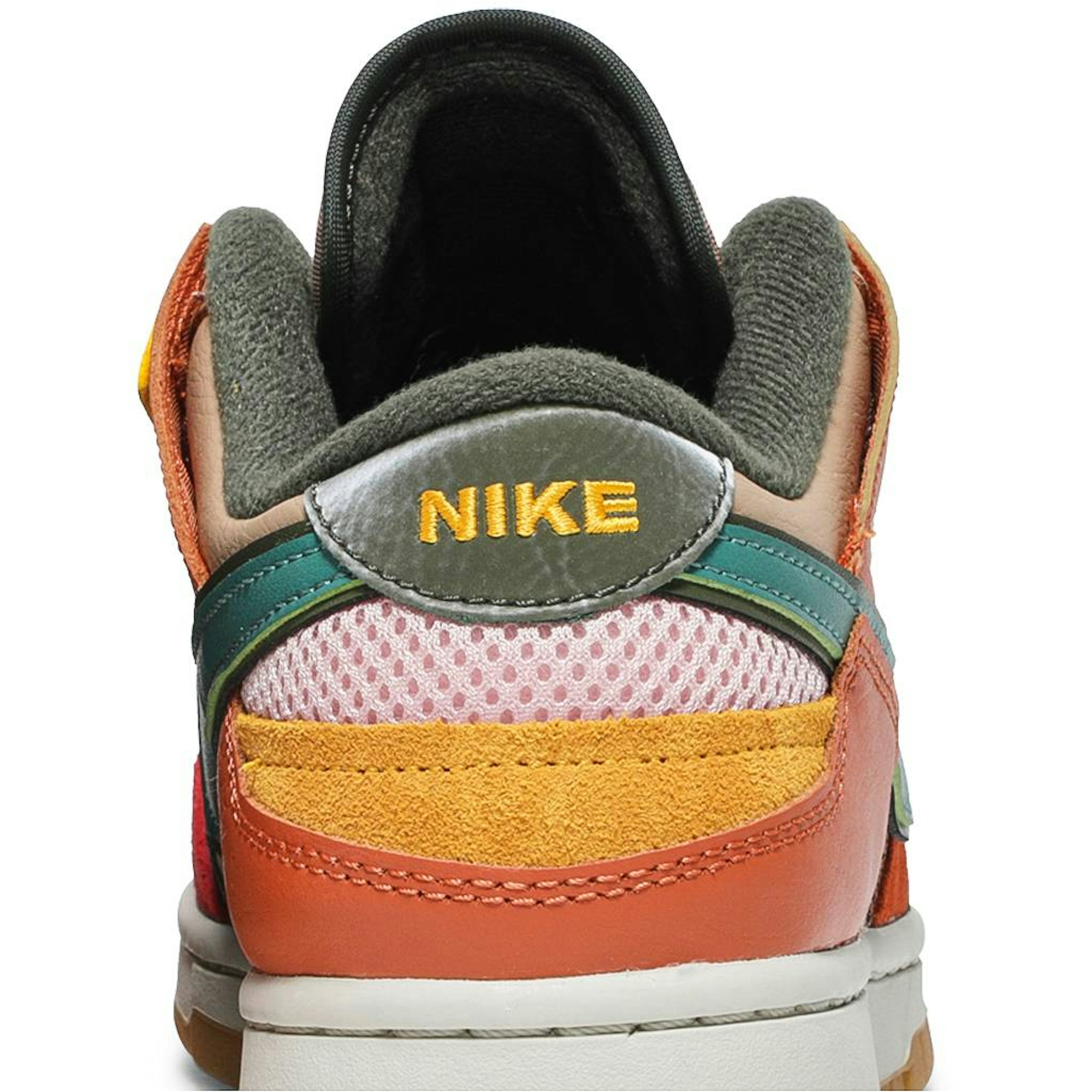 nike-dunk-low-scrap-archeo-brown-db0500-200-r3dop.jpeg