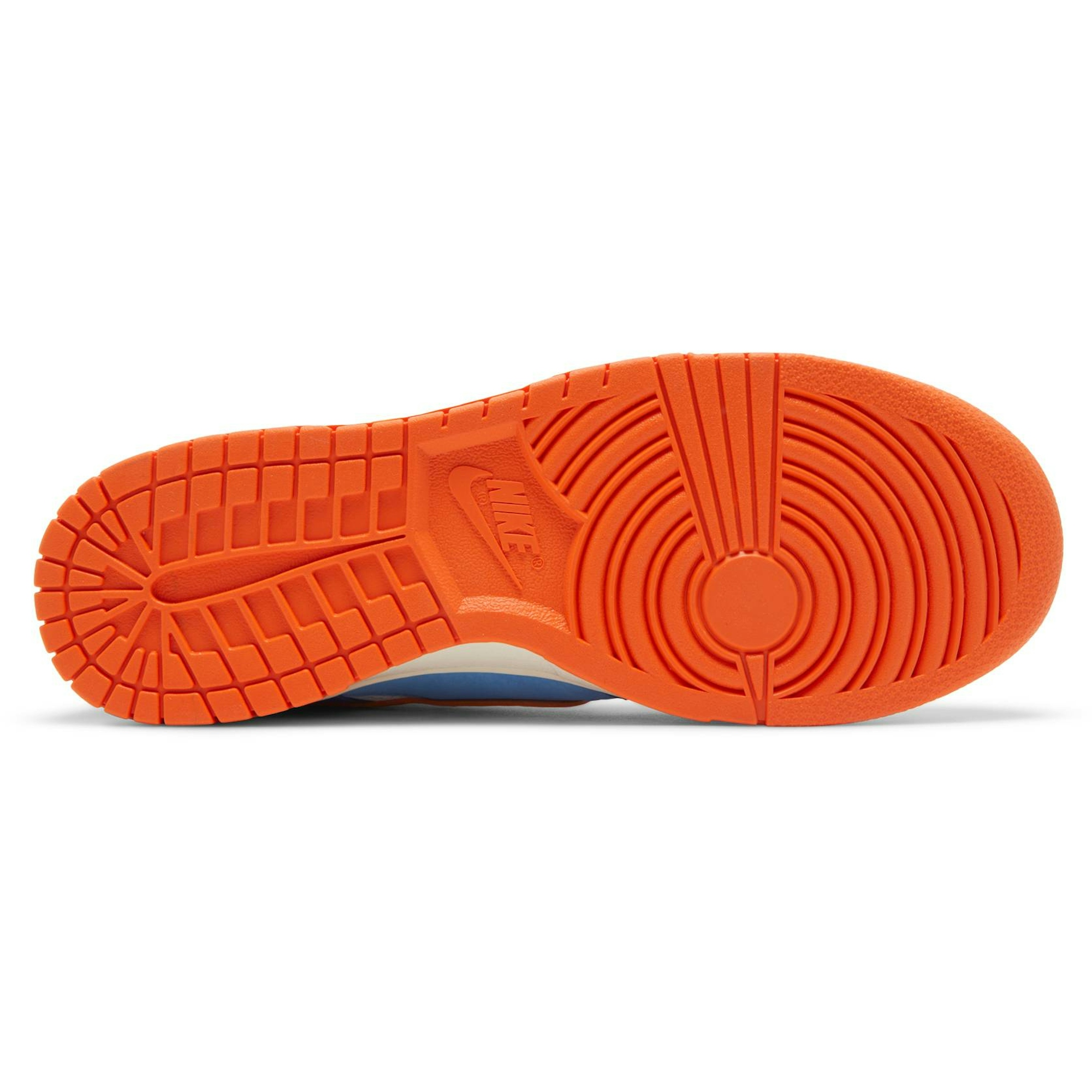 nike-dunk-low-scrap-knicks-dm0128-100-nicesnk-9zvee.jpeg