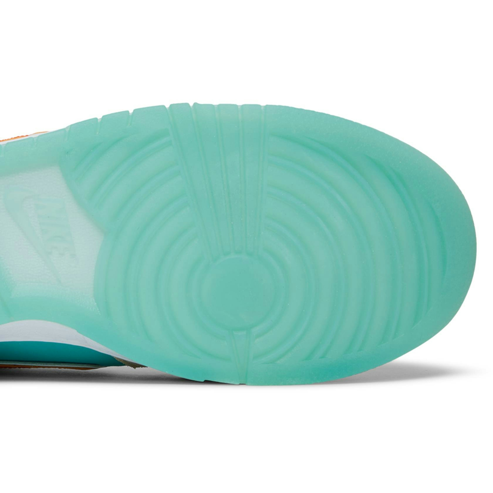 nike-dunk-low-scrap-shapeless-formless-limitless-dq4975-181-nicesnk-cdr4m.jpeg