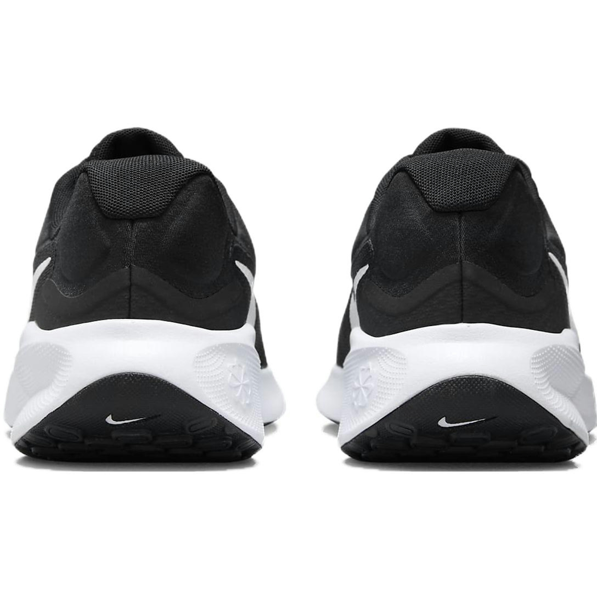 nike-revolution-7-in-black-comfort-versatile-cushion-breathable-low-top-running-fb2207-001-dypys.jpeg