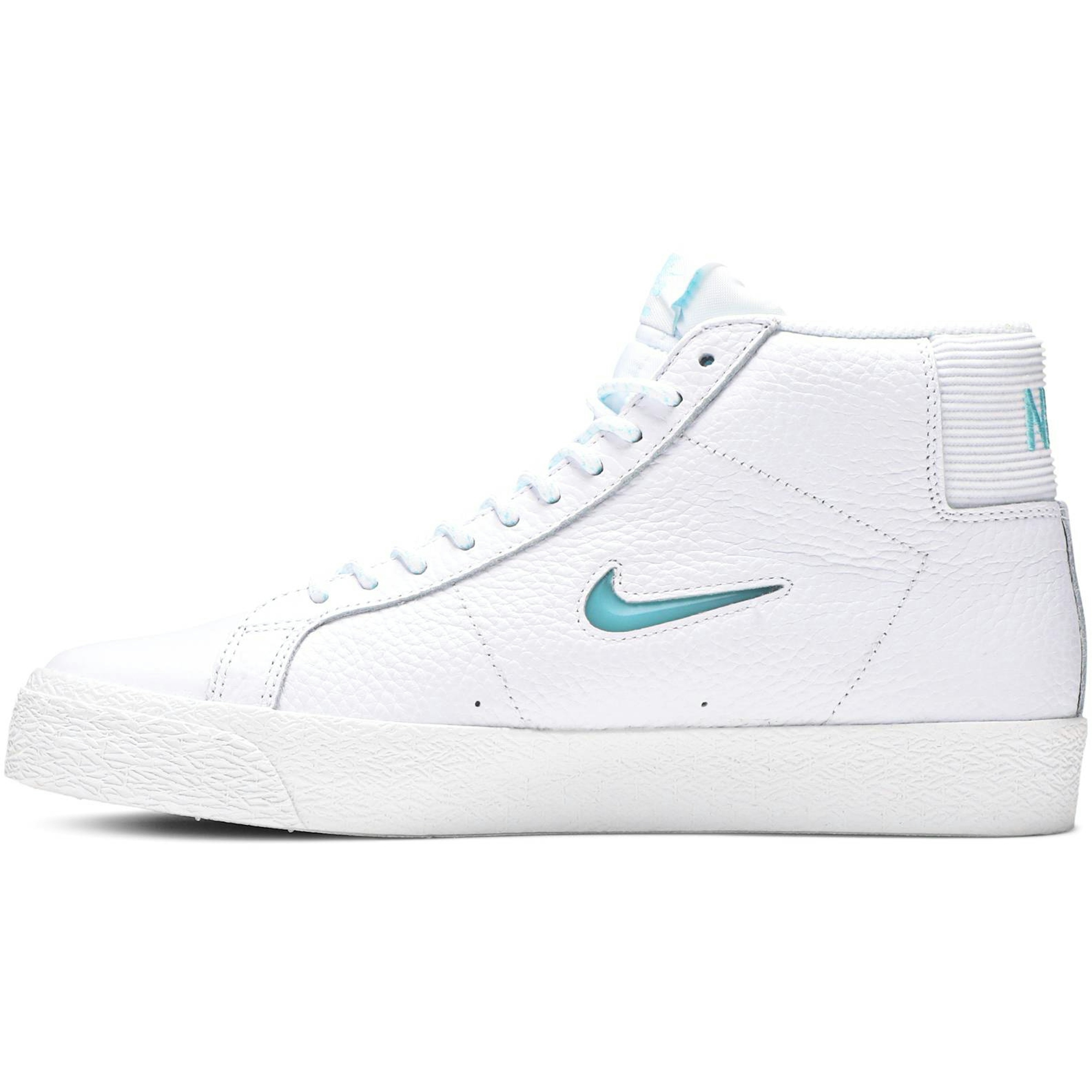 nike-sb-blazer-zoom-mid-premium-white-glacier-ice-jewel-cu5283-100-ifyrg.jpeg