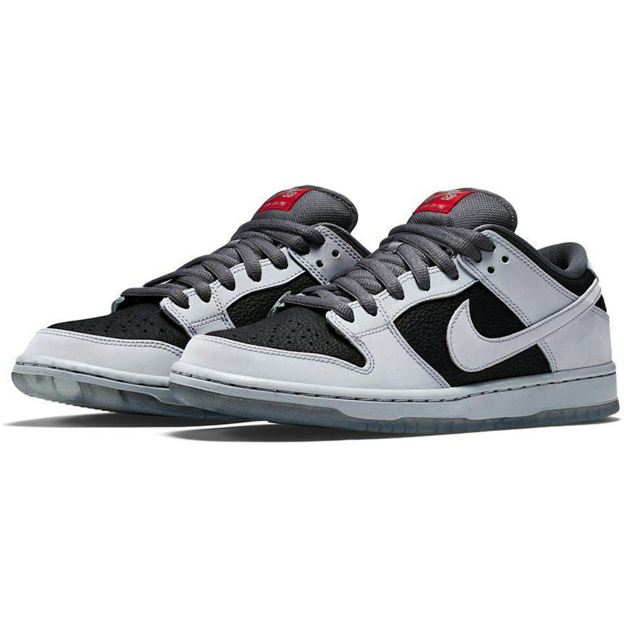 nike-sb-dunk-low-pro-35mm-camera-starp-504750-020-nicesnk-axbnj.jpeg