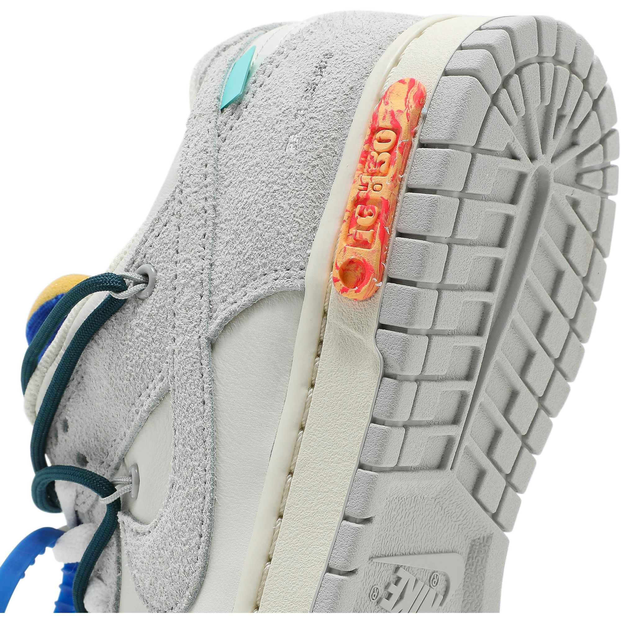 off-white-x-nike-dunk-low-dear-summer-16-of-50-dj0950-111-nicesnk-adjty.jpeg