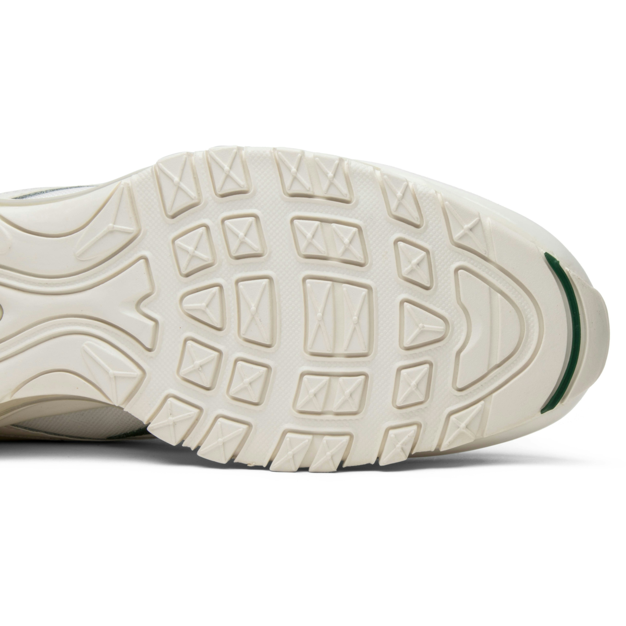 undefeated-x-nike-air-max-97-og-sail-aj1986-100-nicesnk-muuec.jpeg