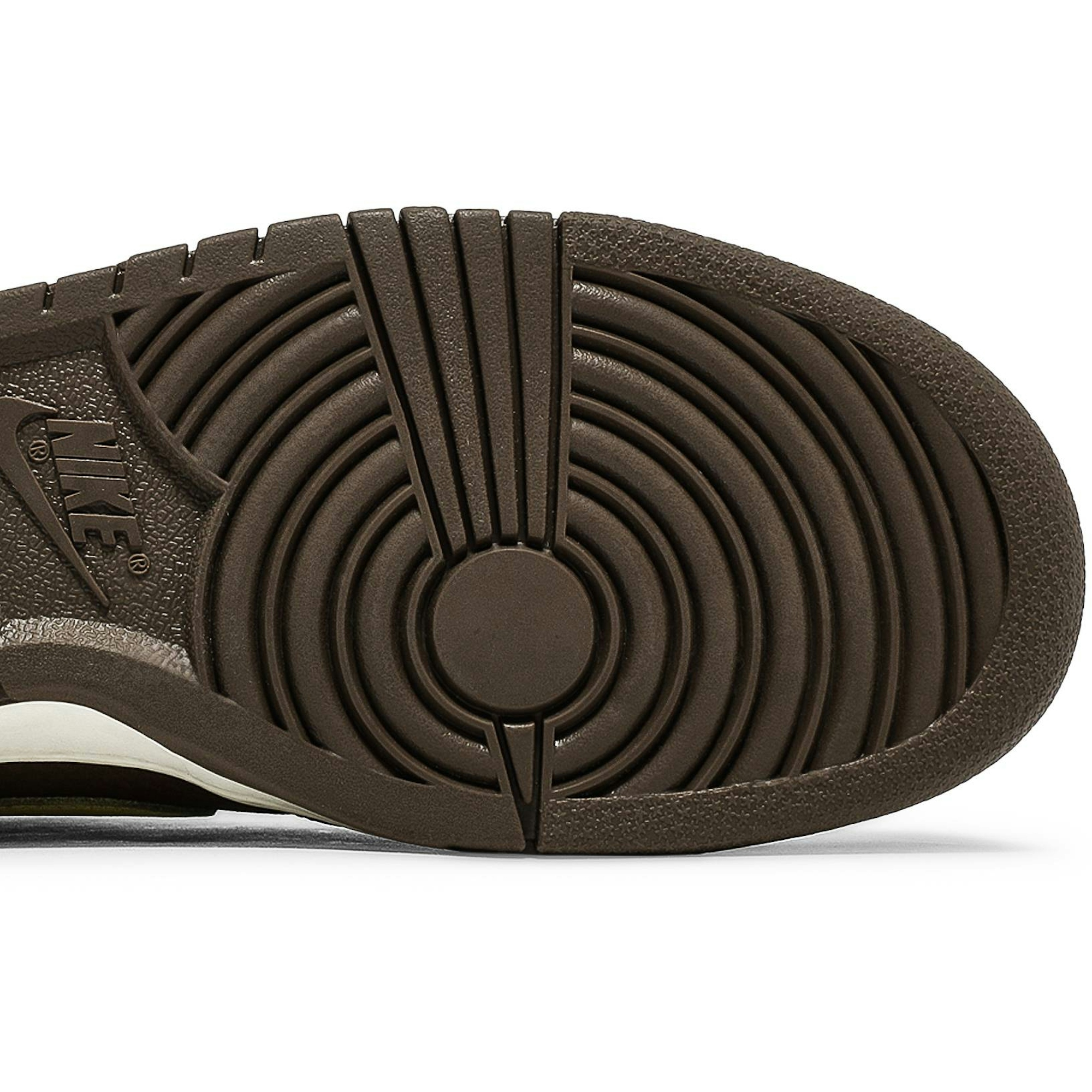 undefeated-x-nike-dunk-low-sp-canteen-dh3061-200-nicesnk-ish07.jpeg
