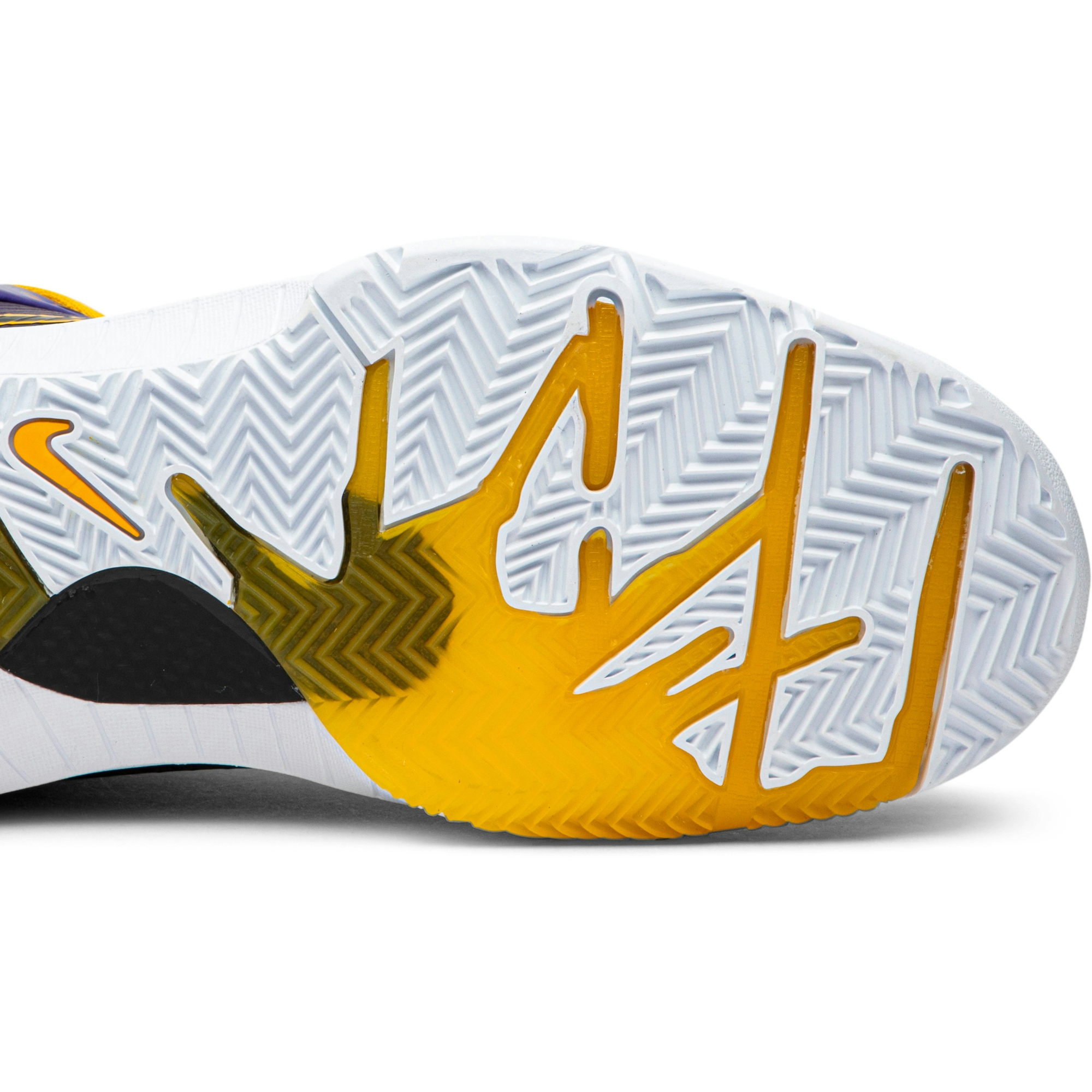 undefeated-x-nike-kobe-4-protro-court-purple-cq3869-500-nicesnk-kr2ga.jpeg