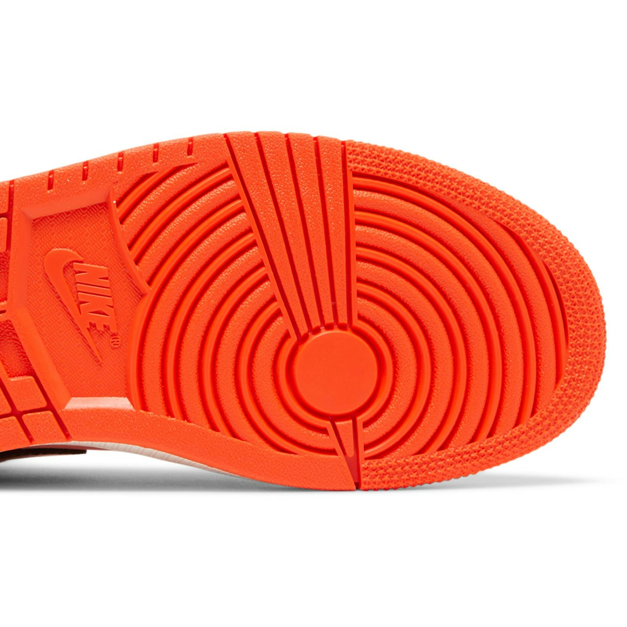 women-air-jordan-1-low-se-orange-black-dm3379-600-nicesnk-6ms4x.jpeg