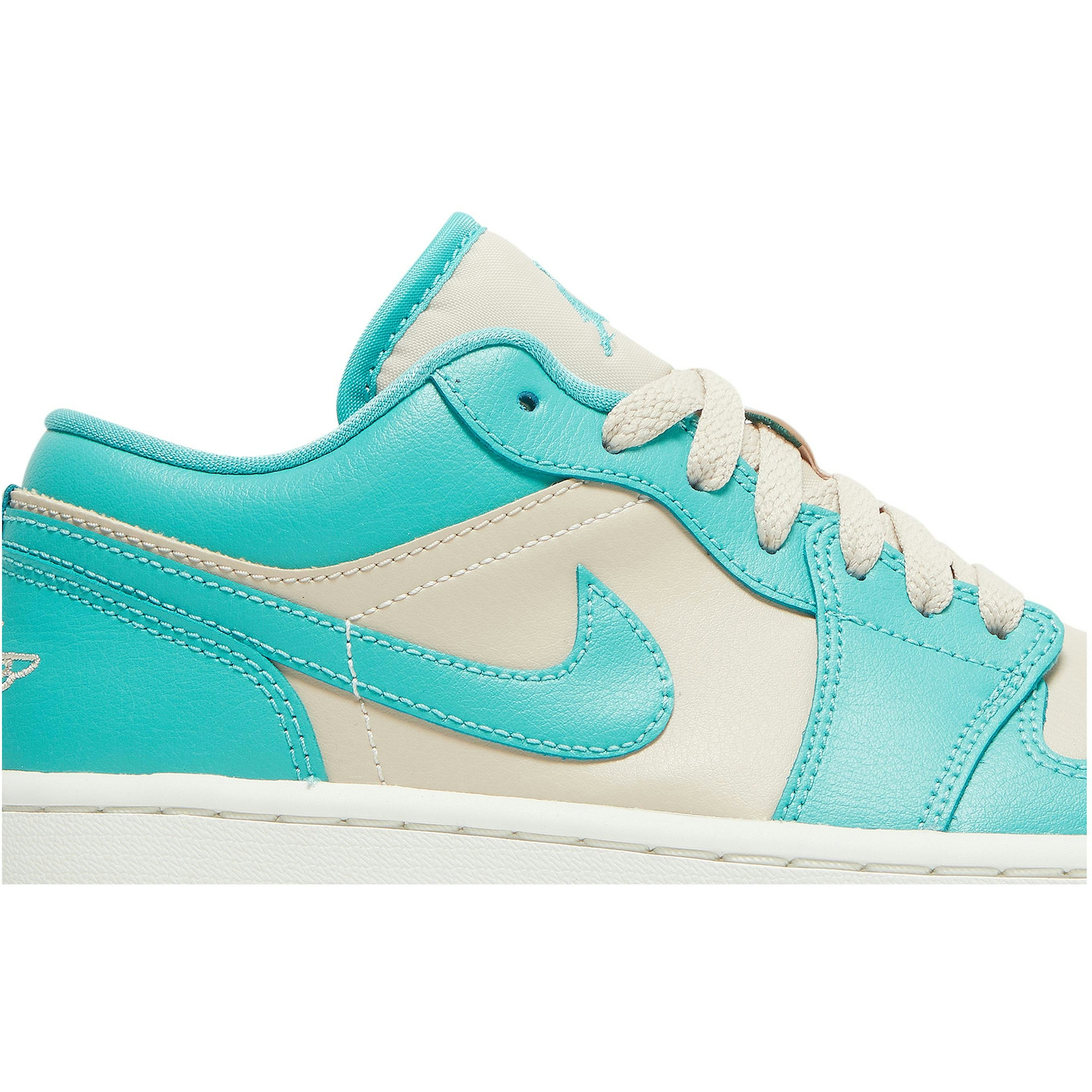 women-air-jordan-1-low-tropical-teal-dc0774-131-cizvg.jpeg