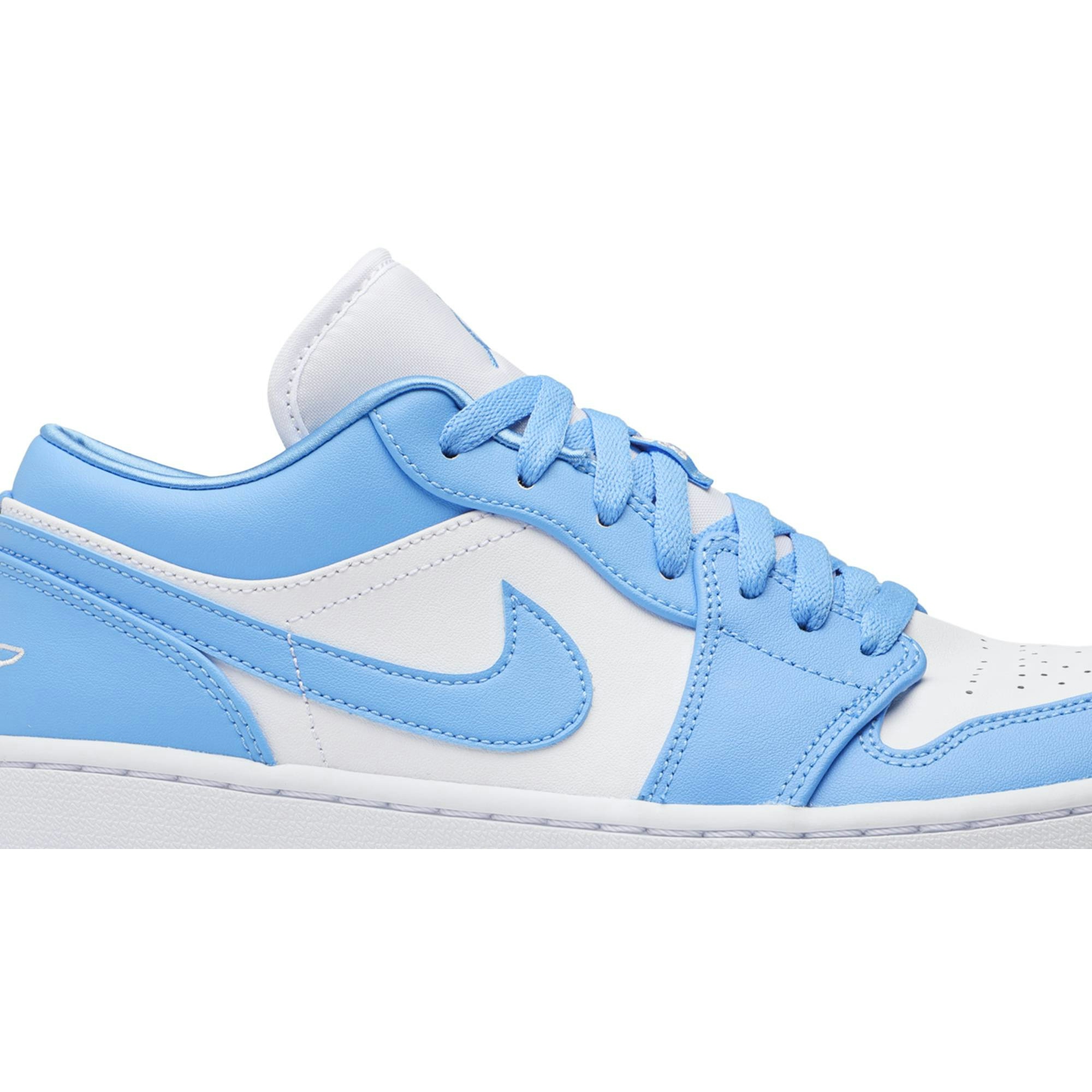 women-air-jordan-1-low-unc-ao9944-441-cpaya.jpeg