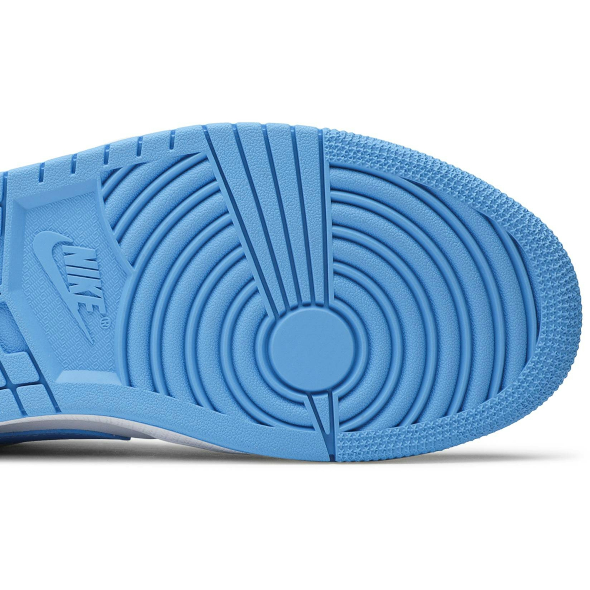women-air-jordan-1-low-unc-ao9944-441-o30zw.jpeg