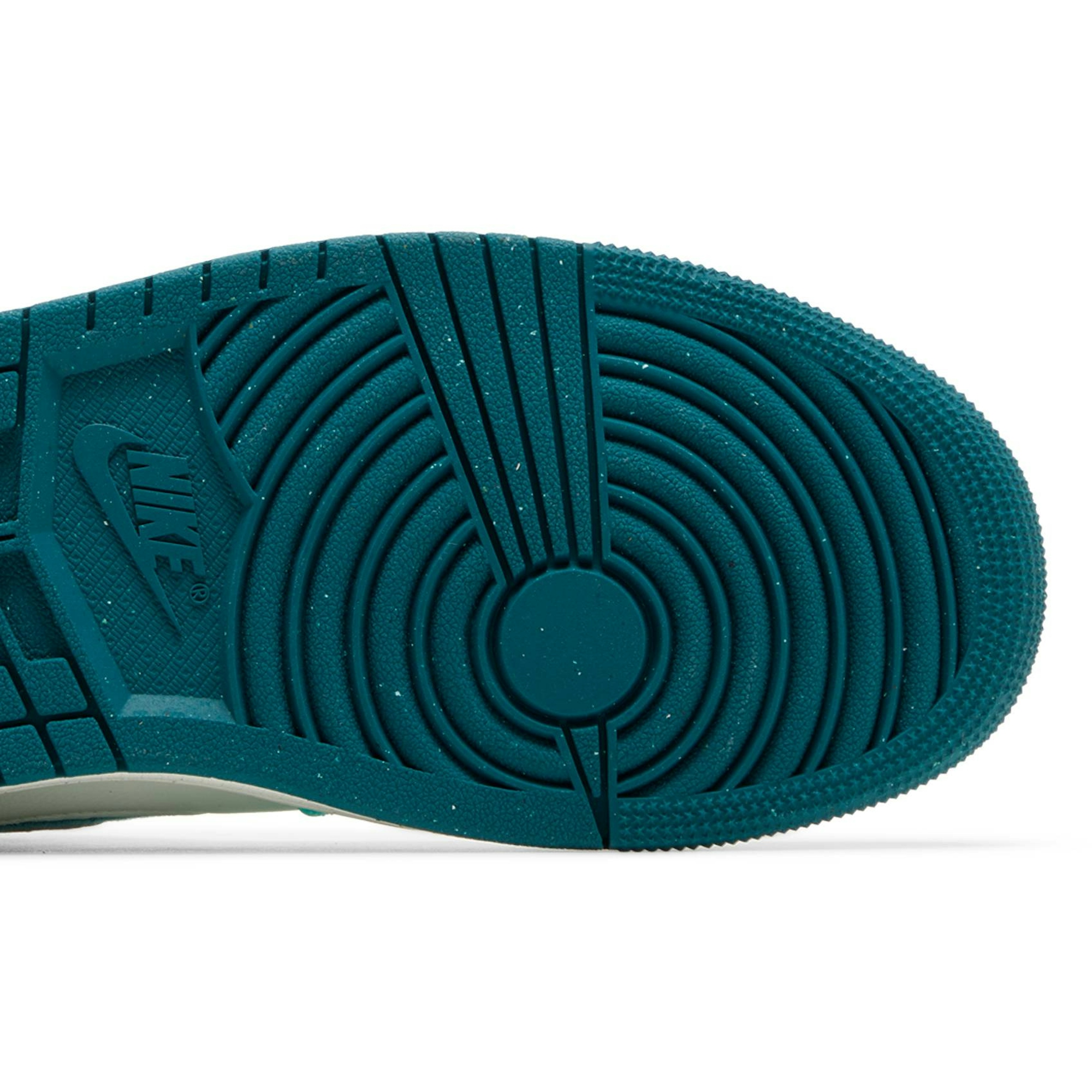 women-air-jordan-1-mid-bleached-turquoise-dz3745-300-ickf1.jpeg
