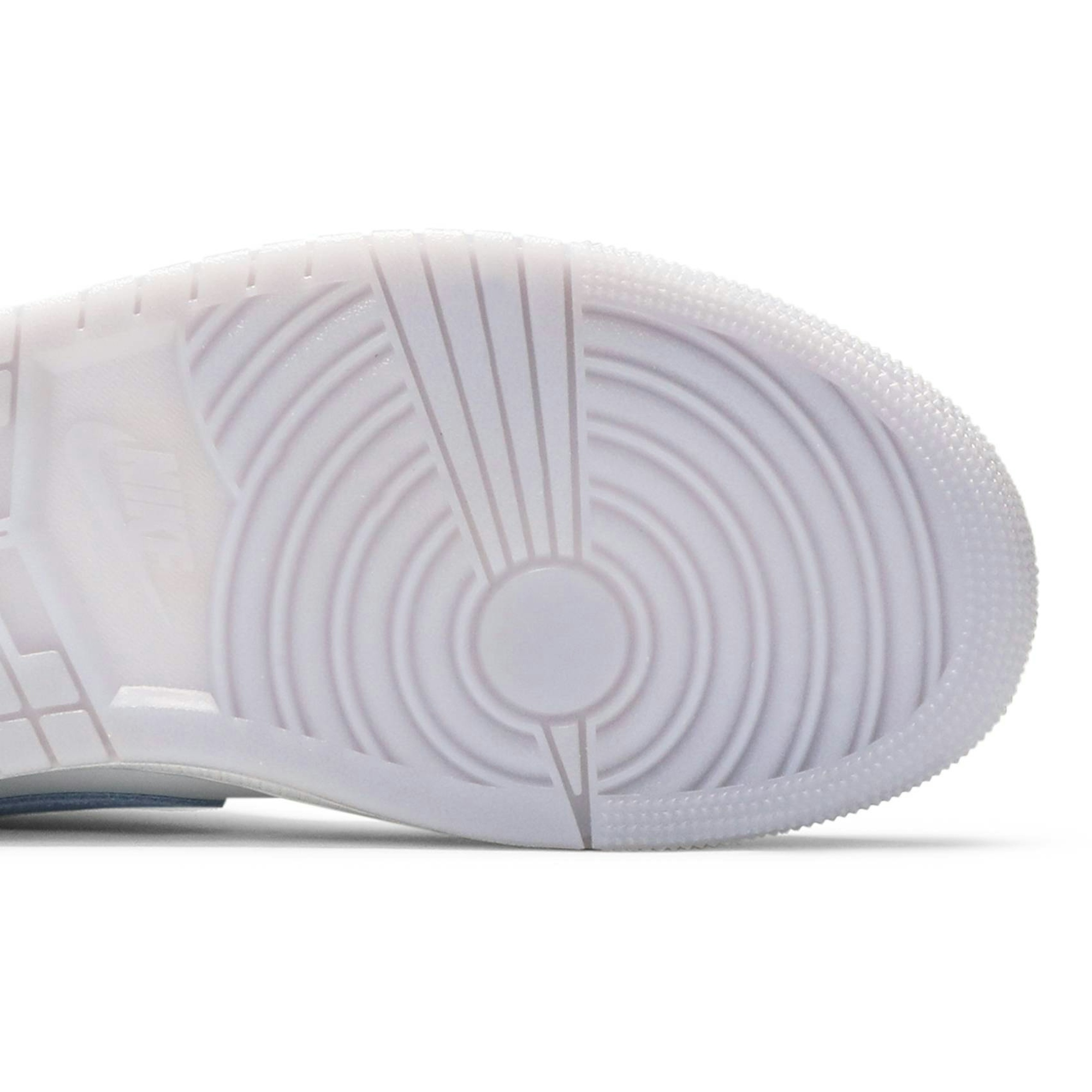 women-air-jordan-1-mid-frosty-bq6472-105-l7k3a.jpeg