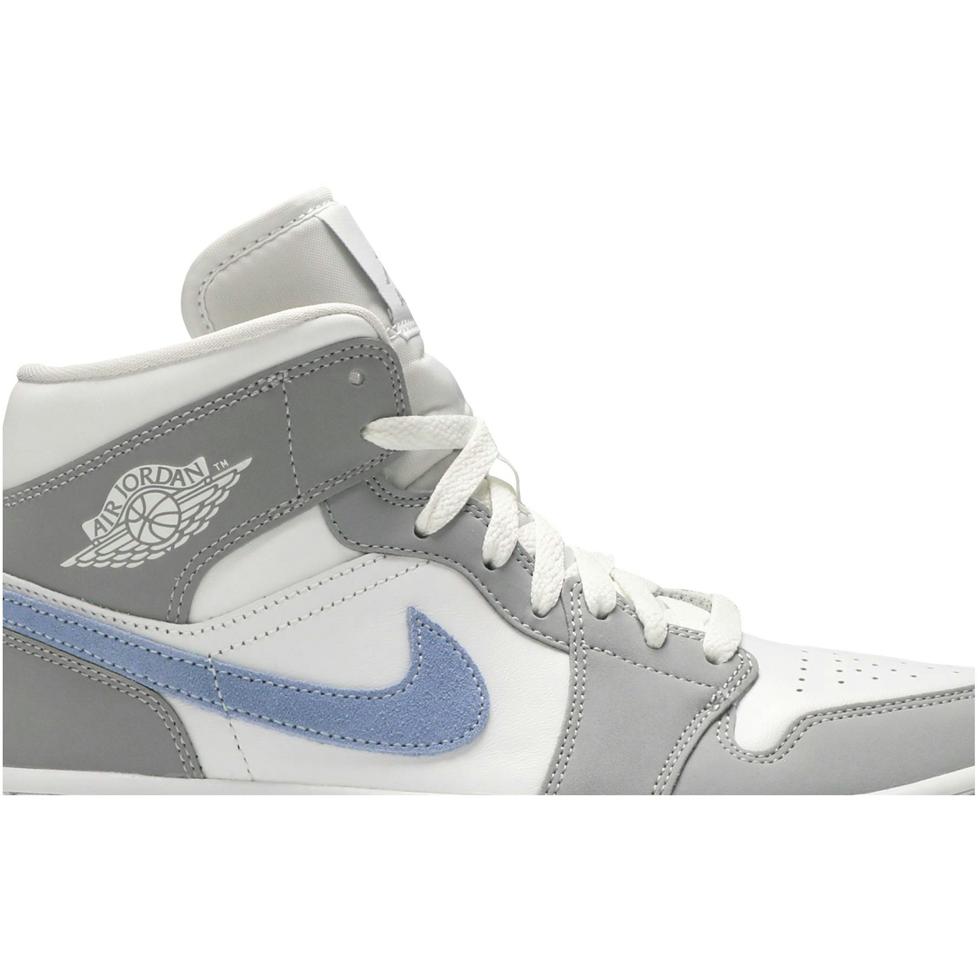 women-air-jordan-1-mid-frosty-bq6472-105-wzib9.jpeg