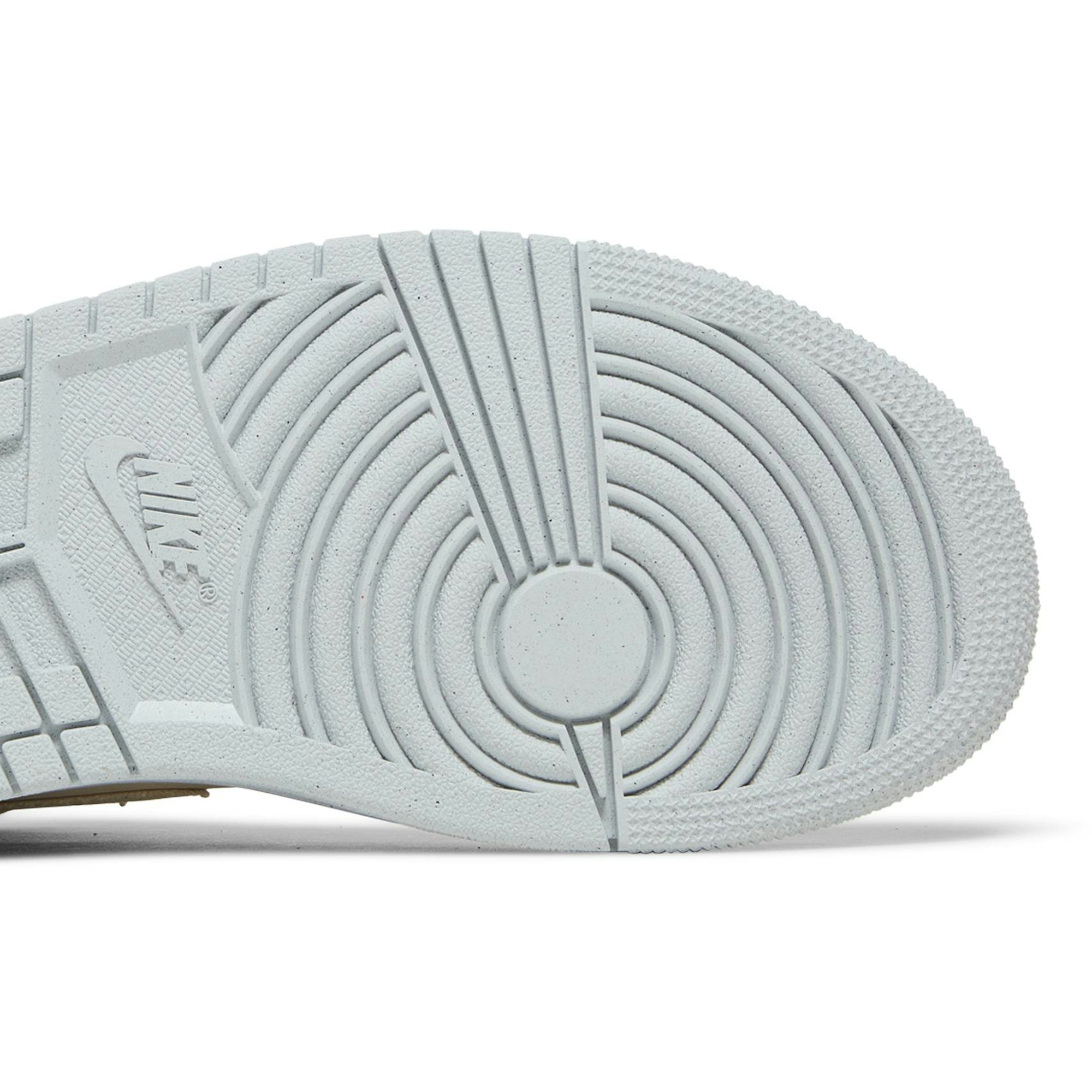 women-air-jordan-1-mid-se-white-midnight-navy-dm9126-104-nicesnk-gpeje.jpeg
