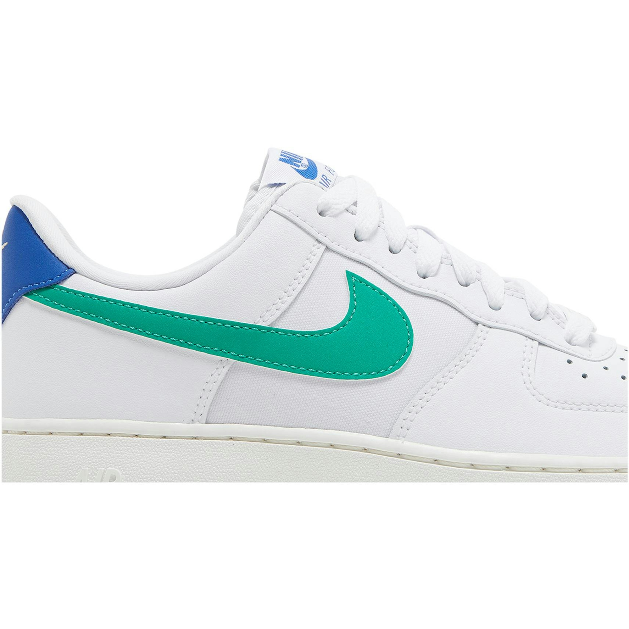 women-nike-air-force-1-07-white-stadium-green-dd8959-110-srfoc.jpeg
