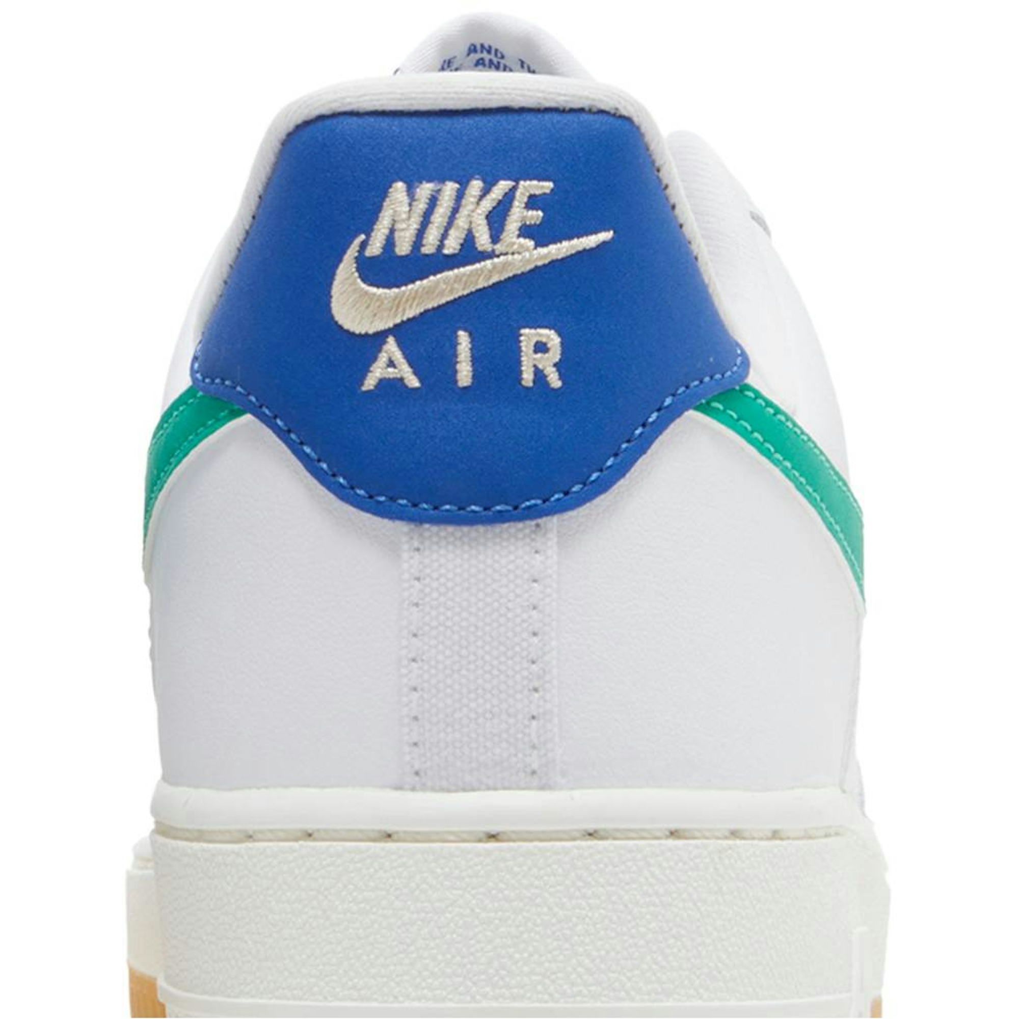 women-nike-air-force-1-07-white-stadium-green-dd8959-110-u23sx.jpeg