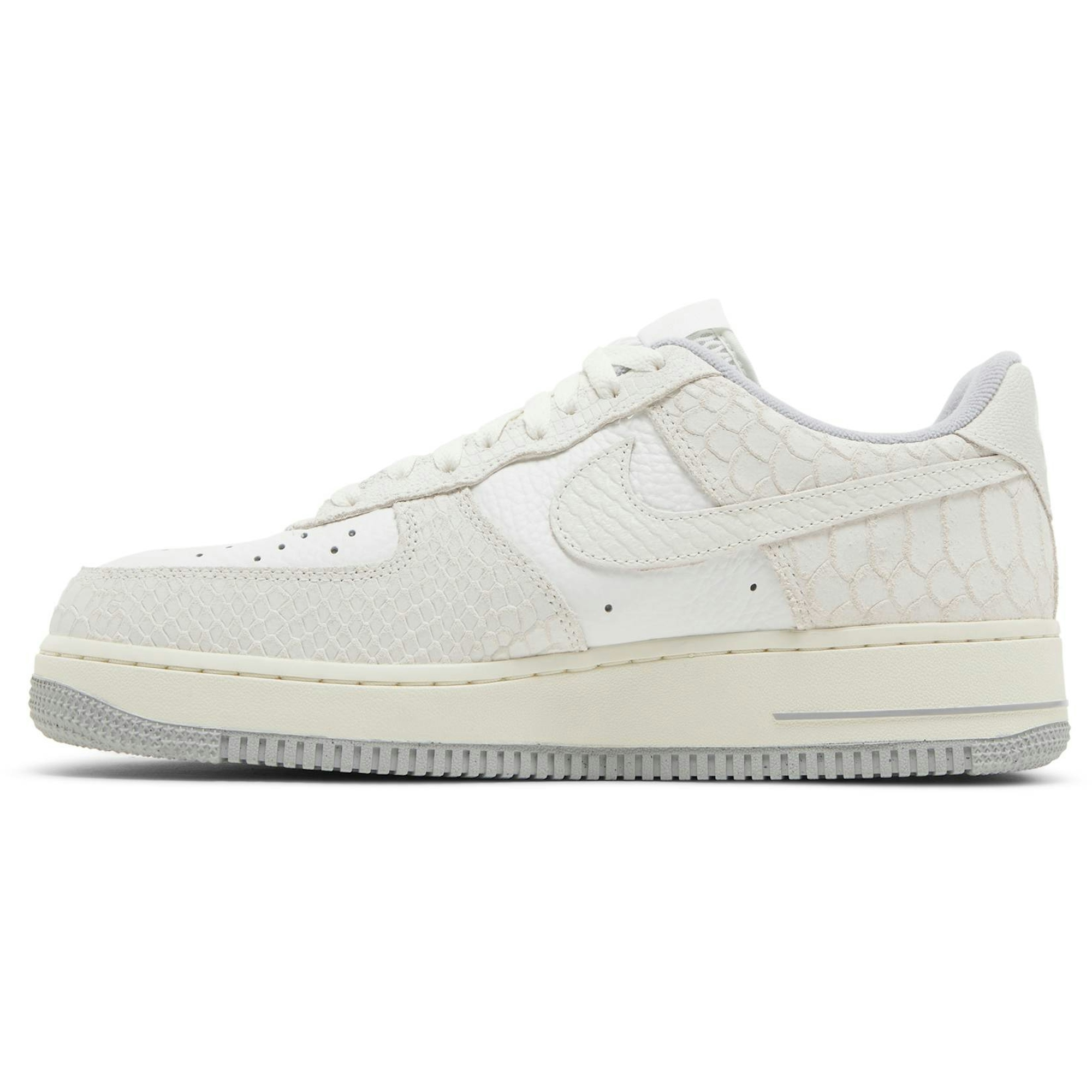 women-nike-air-force-1-low-white-python-dx2678-100-cdmns.jpeg