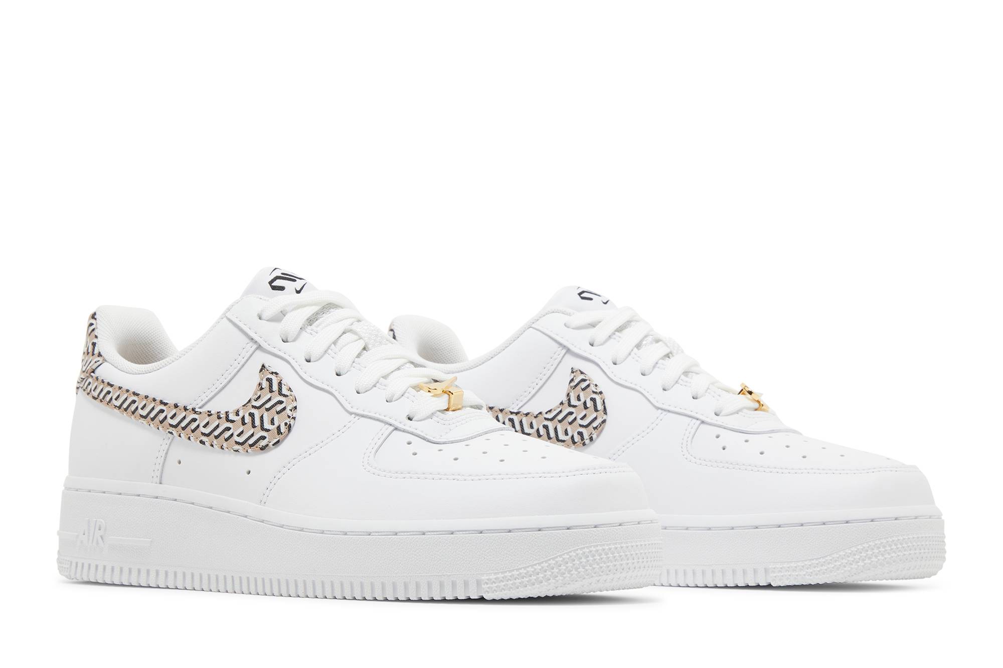 women-nike-air-force-1-lx-united-in-victory-white-dz2709-100-nicesnk-sbsrb.jpeg