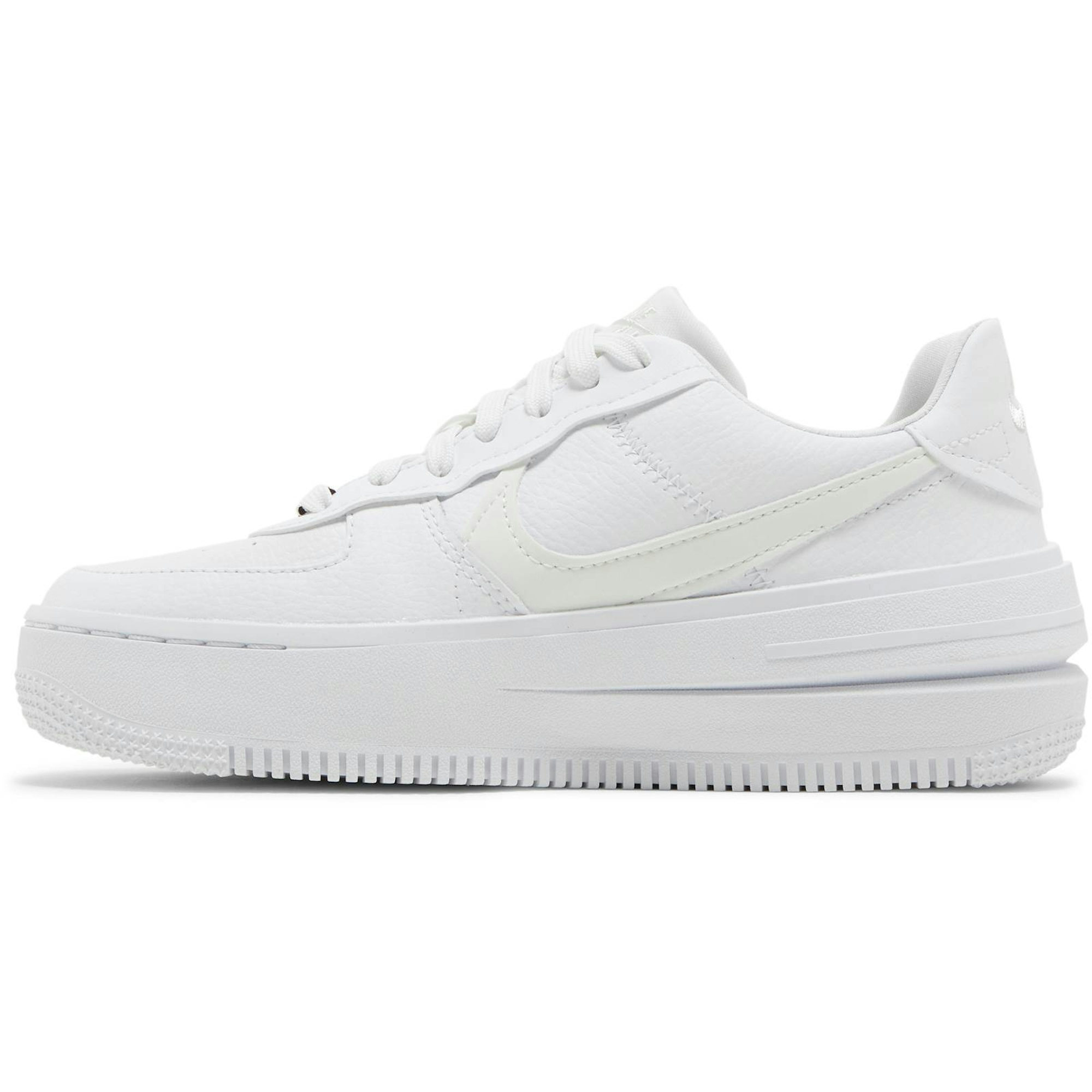 women-nike-air-force-1-pltaform-triple-white-dj9946-100-bzcka.jpeg