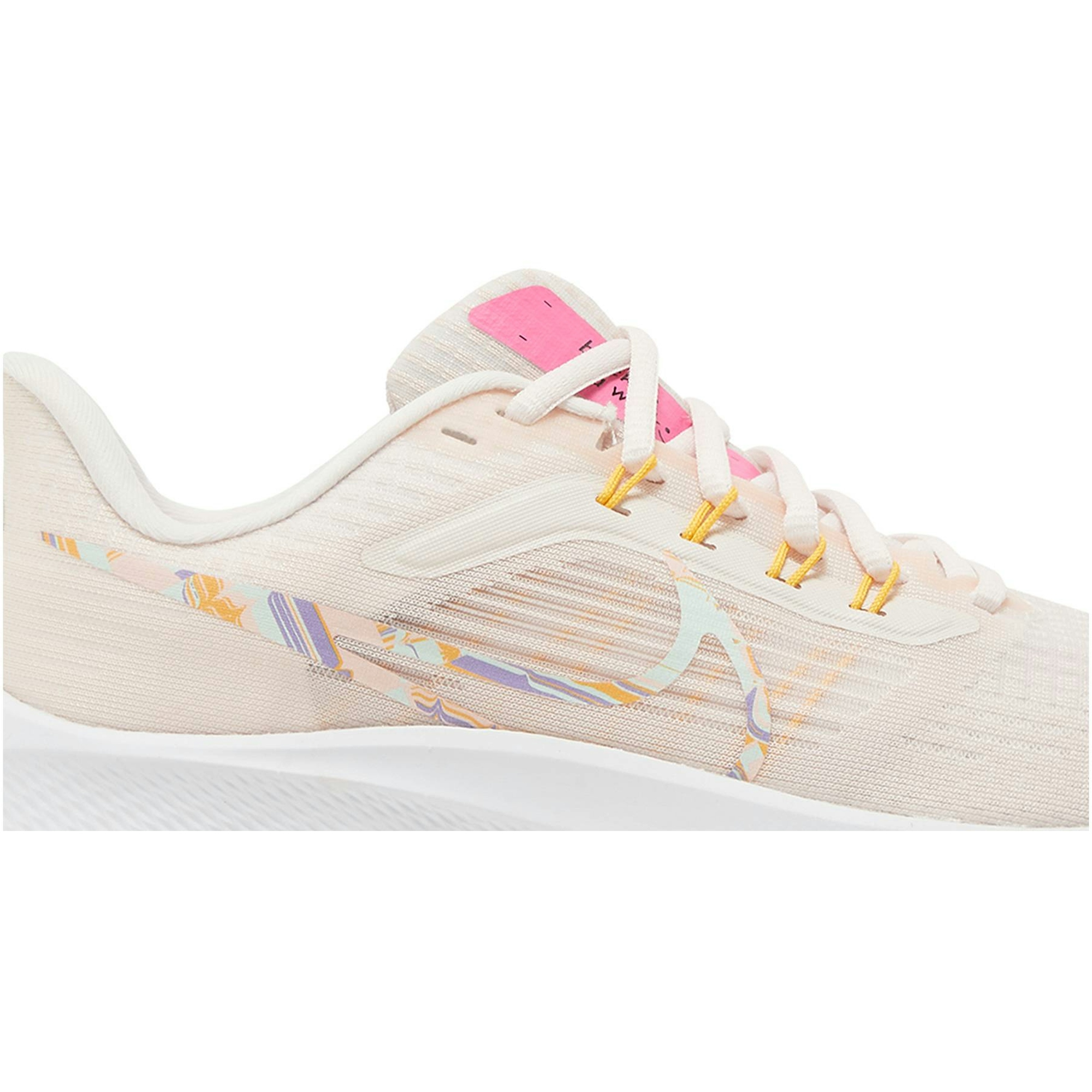 women-nike-air-zoom-pegasus-39-premium-light-soft-pink-do9483-600-necna.jpeg