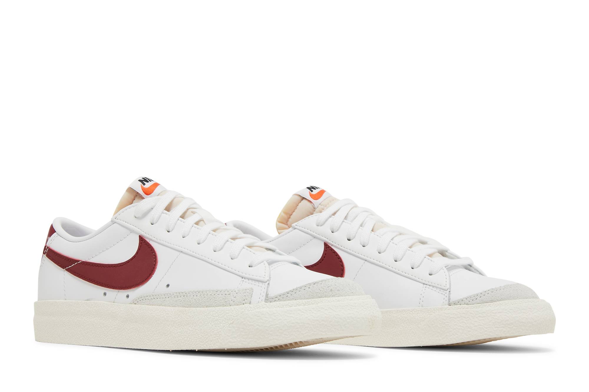 women-nike-blazer-low-77-white-team-red-dc4769-104-nicesnk-hmg38.jpeg