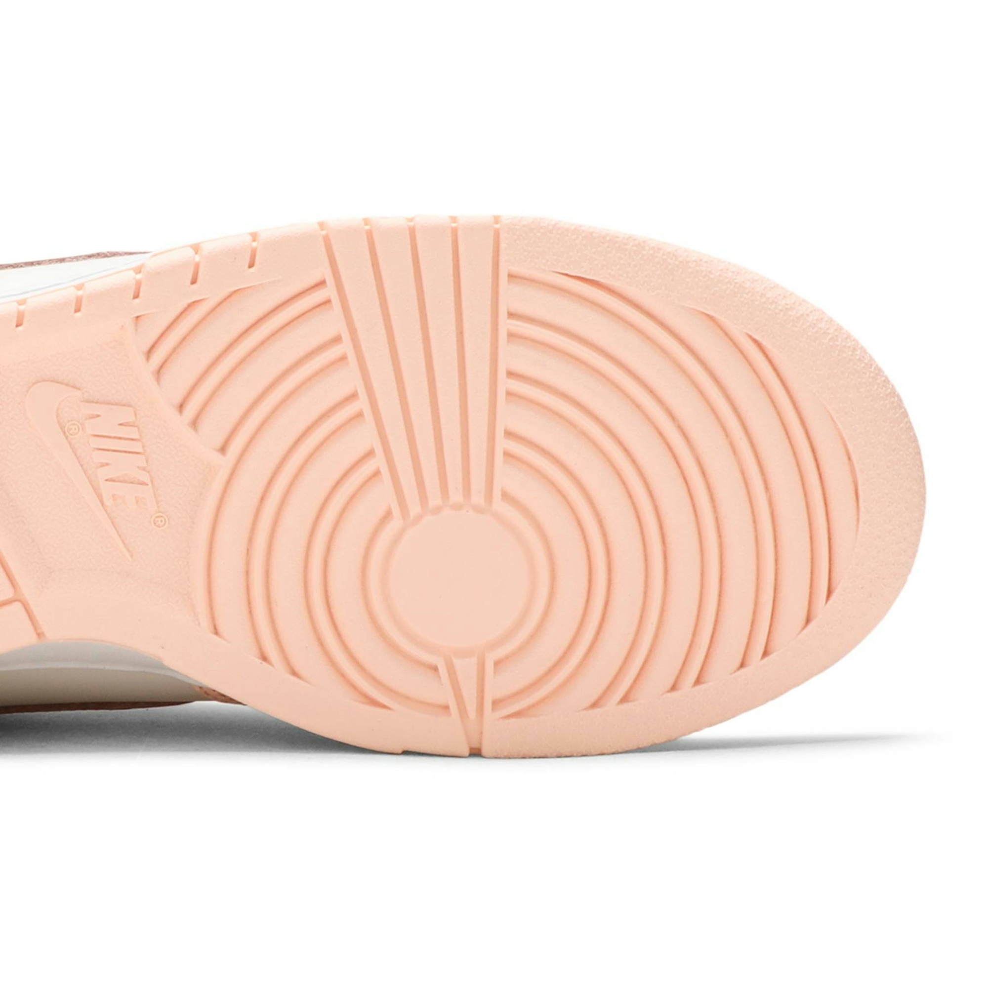 women-nike-dunk-high-crimson-tint-dd1869-104-tqi8k.jpeg