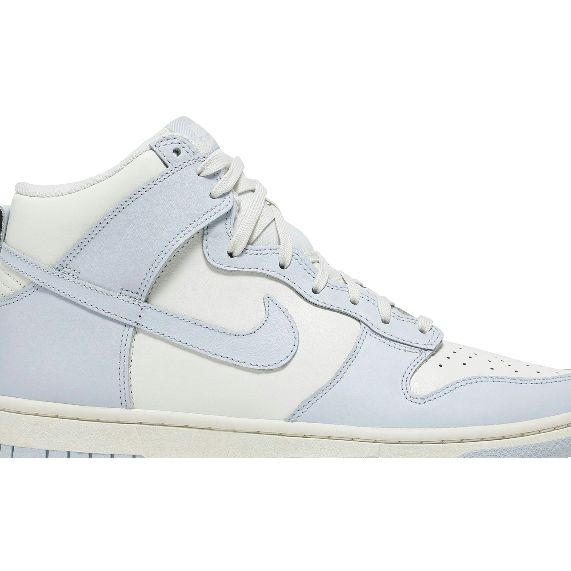 women-nike-dunk-high-football-grey-dd1869-102-bfspt.jpeg