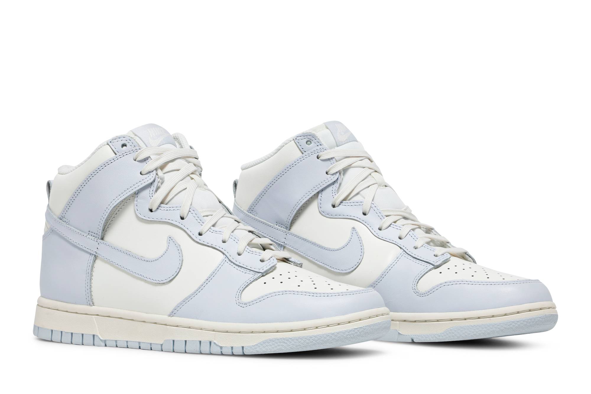 women-nike-dunk-high-football-grey-dd1869-102-pxmyr.jpeg
