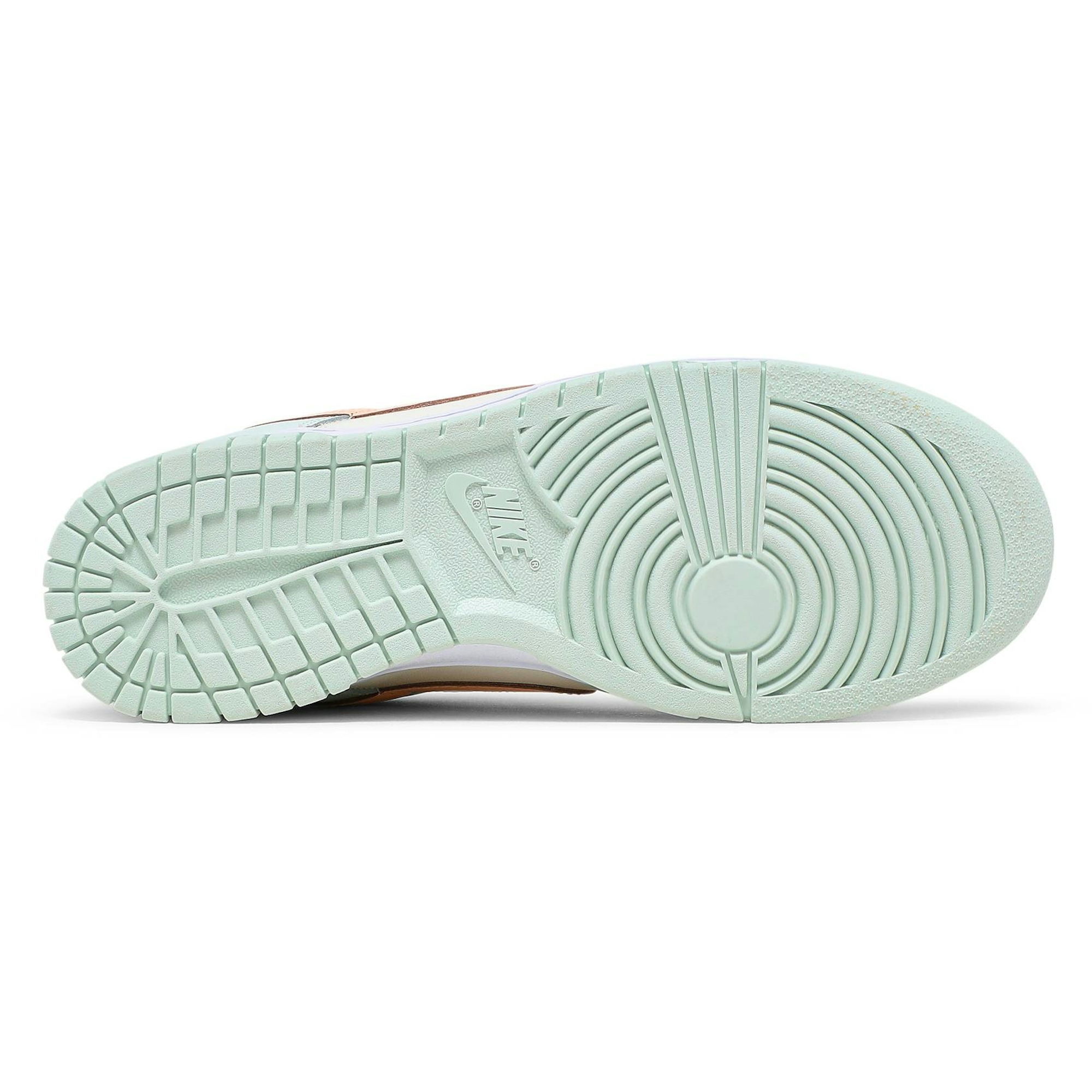 women-nike-dunk-low-barely-green-dd1503-104-o8e2d.jpeg
