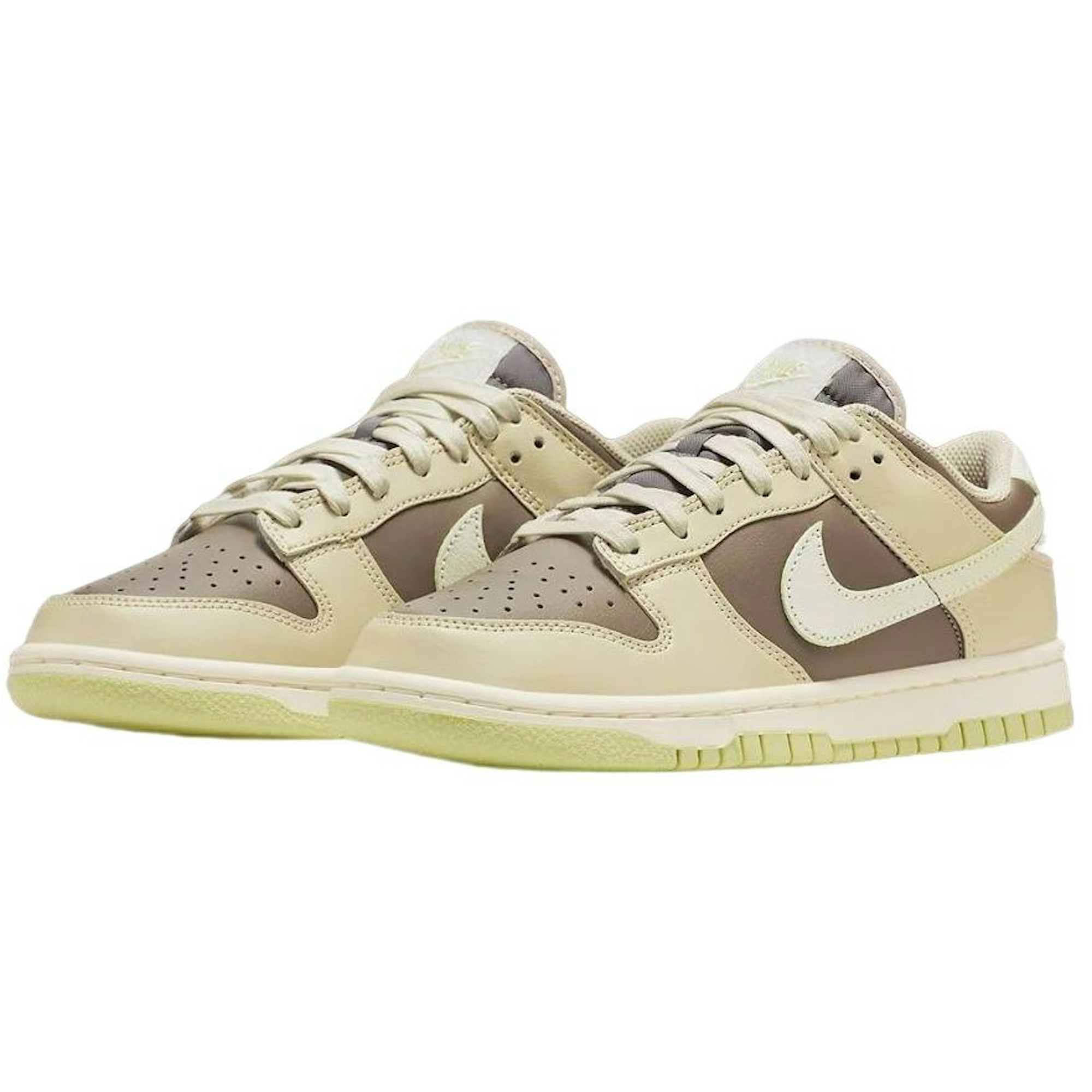 women-nike-dunk-low-cream-brown-fb4961-012-afzvx.jpeg