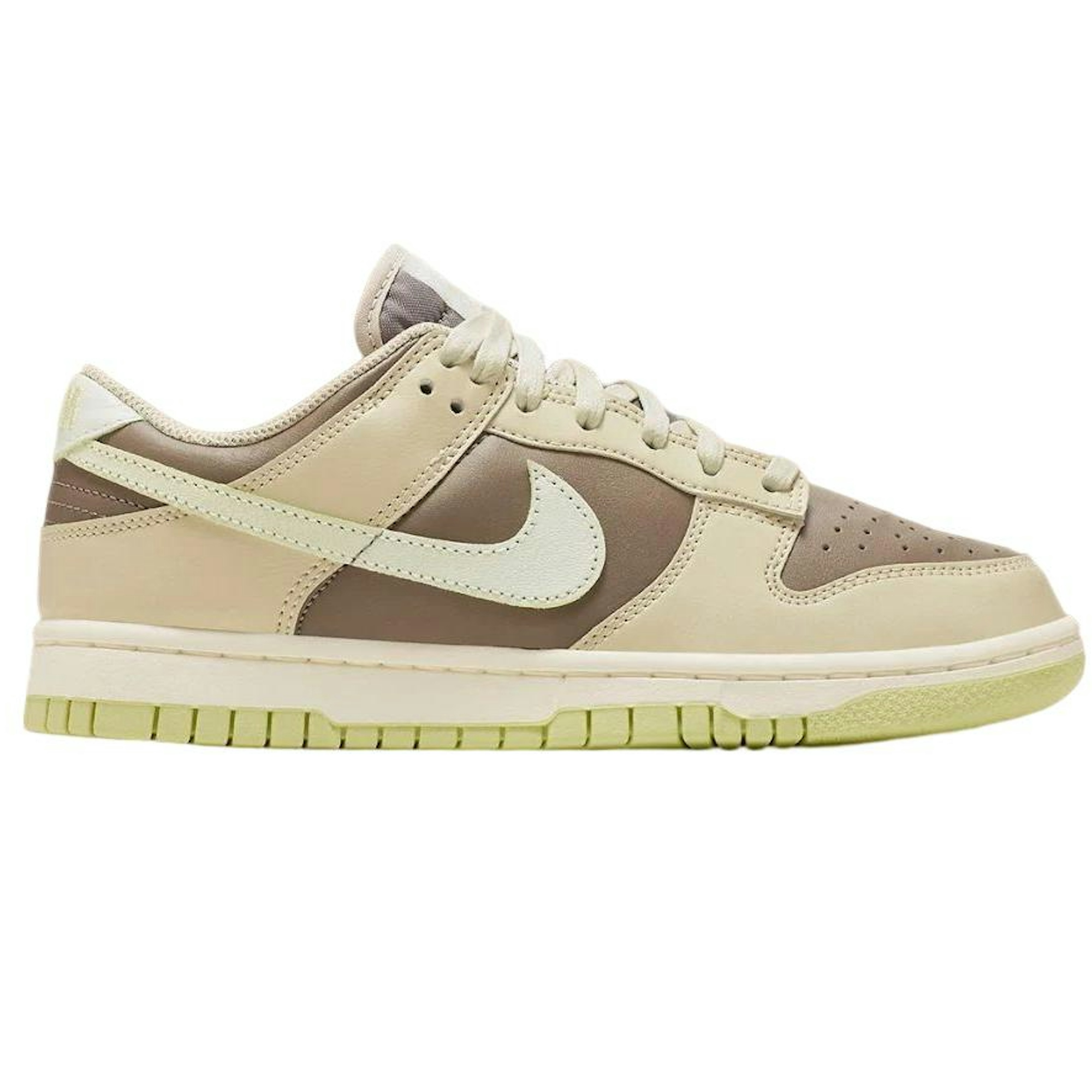 women-nike-dunk-low-cream-brown-fb4961-012-csgbb.jpeg