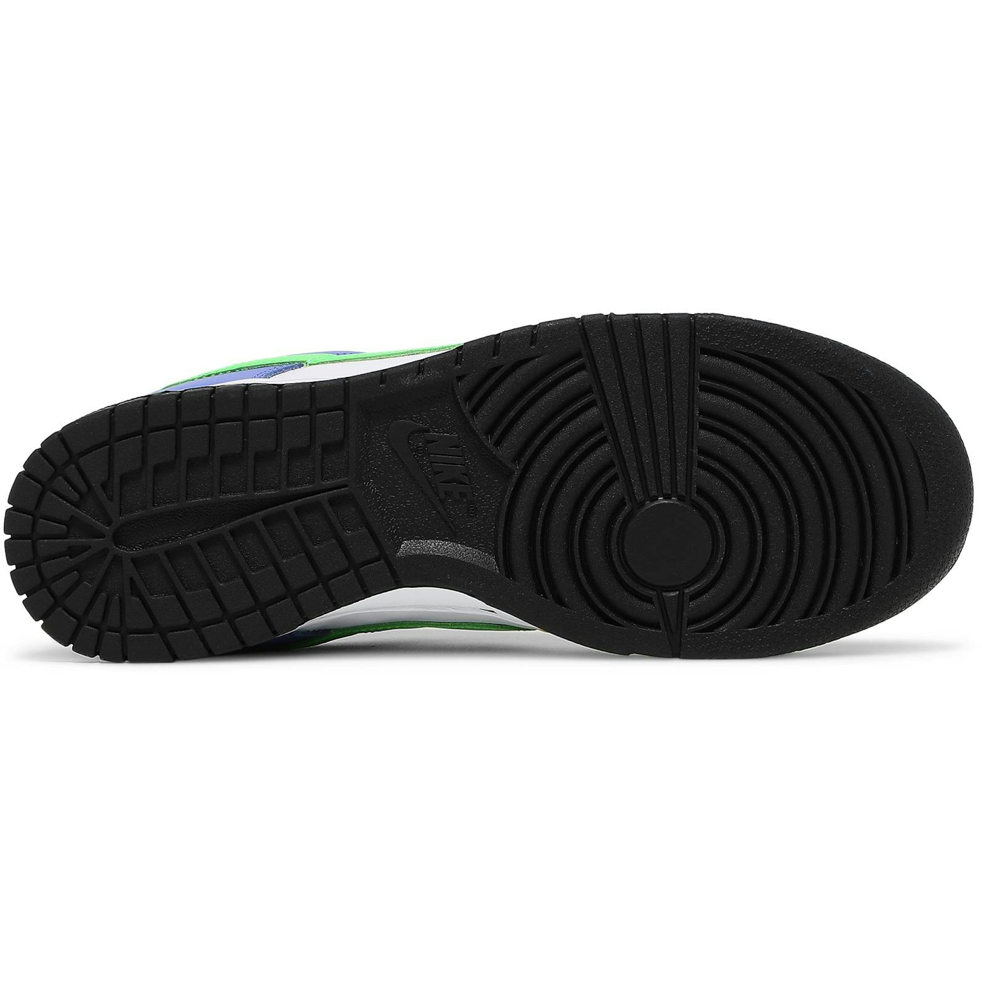 women-nike-dunk-low-green-strike-dd1503-106-uarip.jpeg