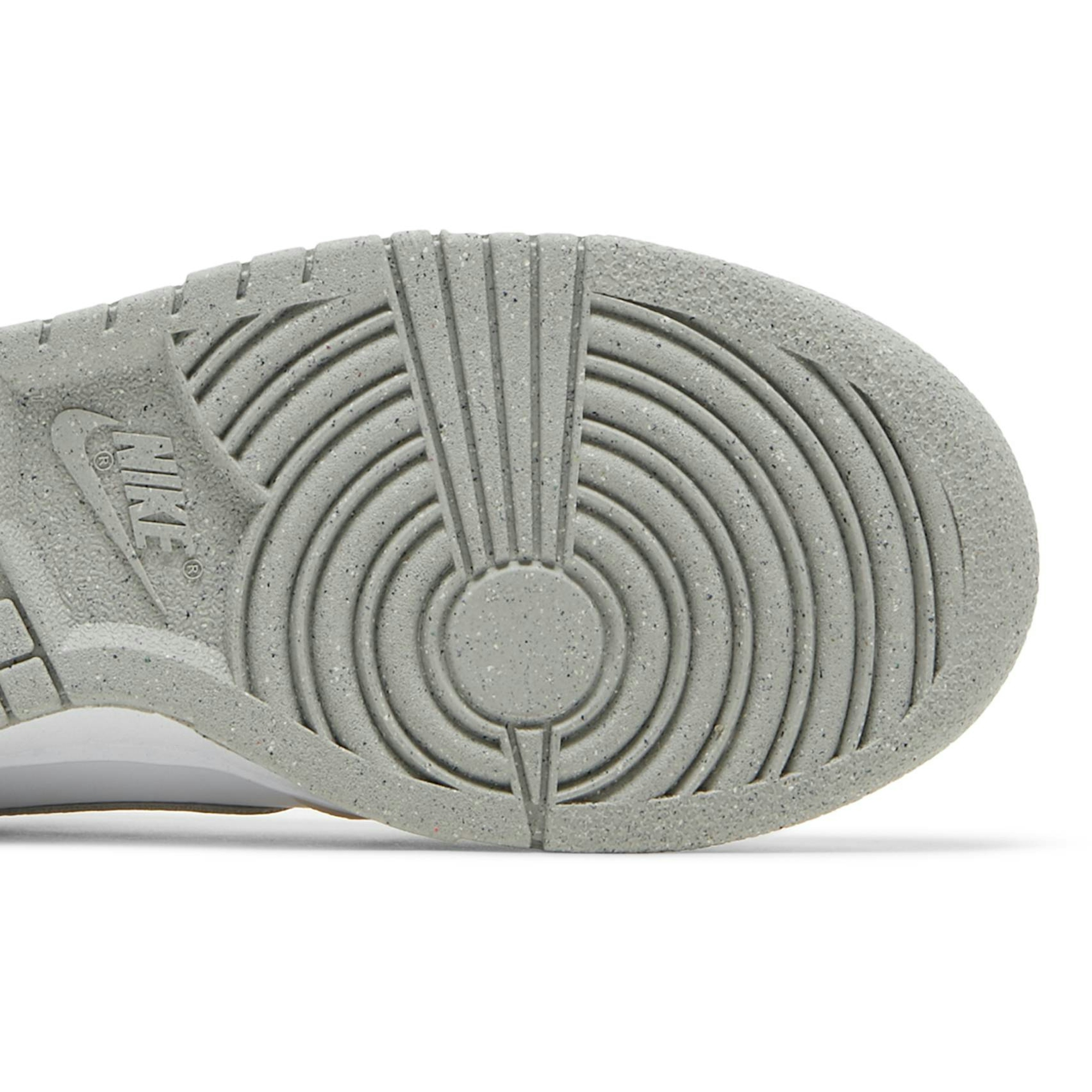 women-nike-dunk-low-next-nature-cream-white-dn1431-100-zi06f.jpeg