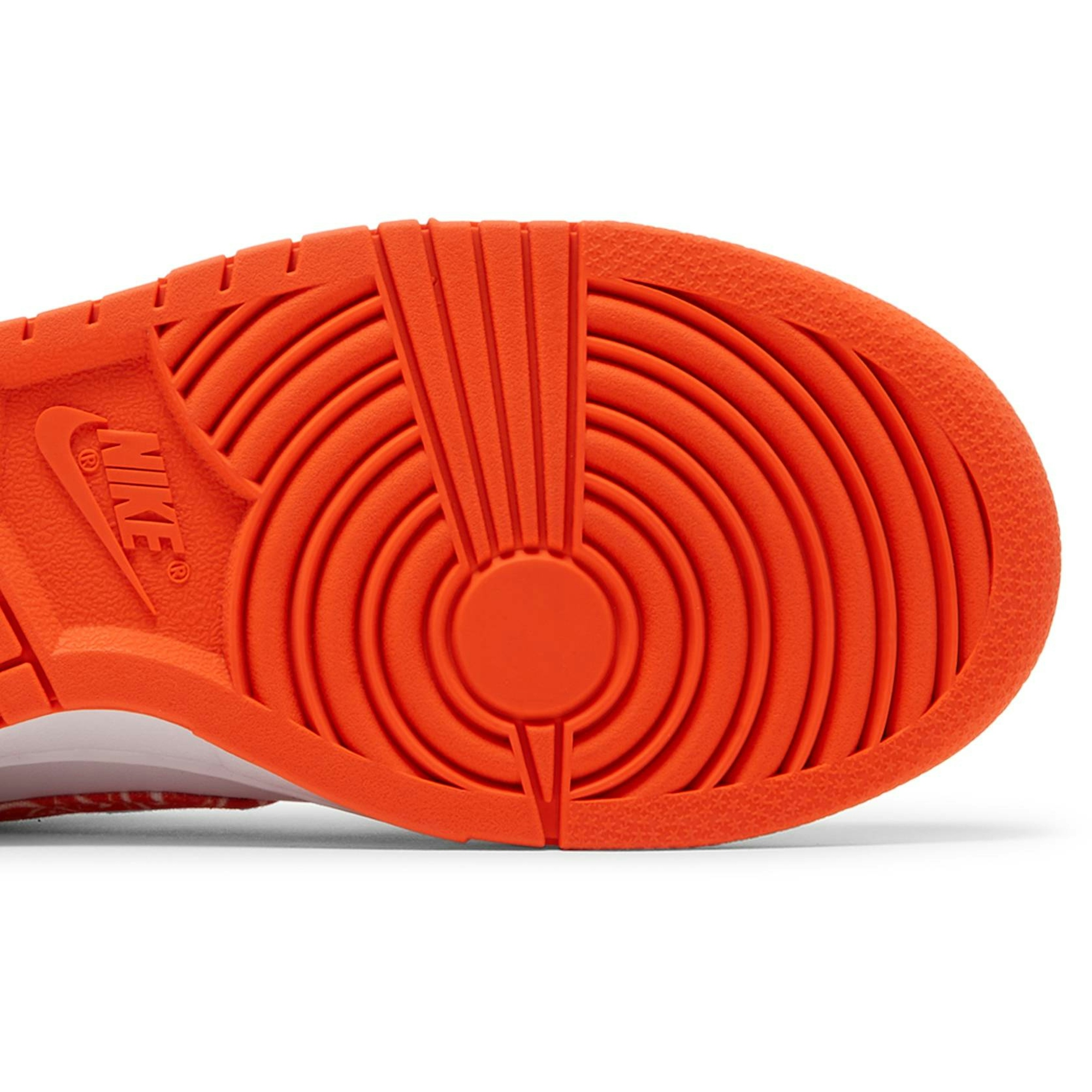 women-nike-dunk-low-orange-paisley-dh4401-103-mfn1u.jpeg