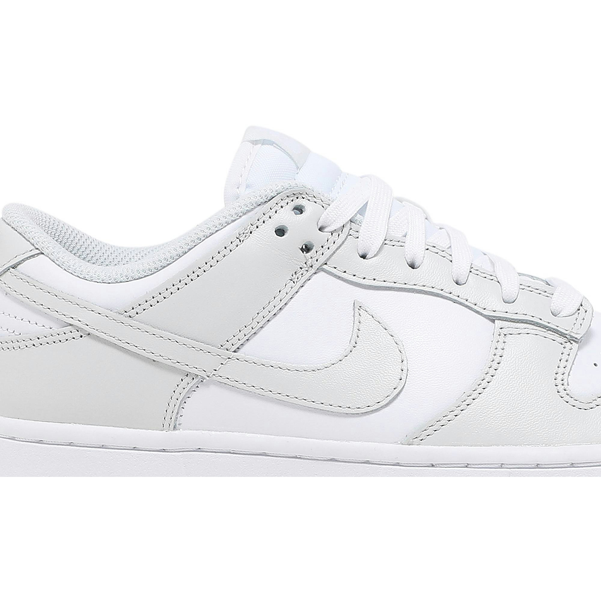 women-nike-dunk-low-photon-dust-dd1503-103-rdva2.jpeg