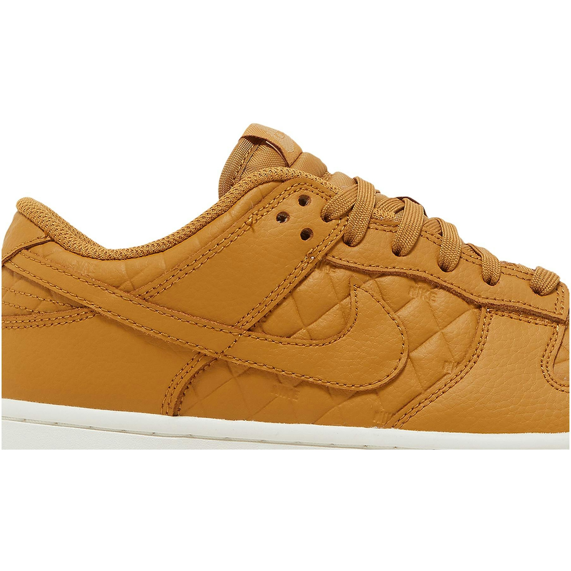 women-nike-dunk-low-quilted-wheatwmns-dx3374-700-tqnyy.jpeg