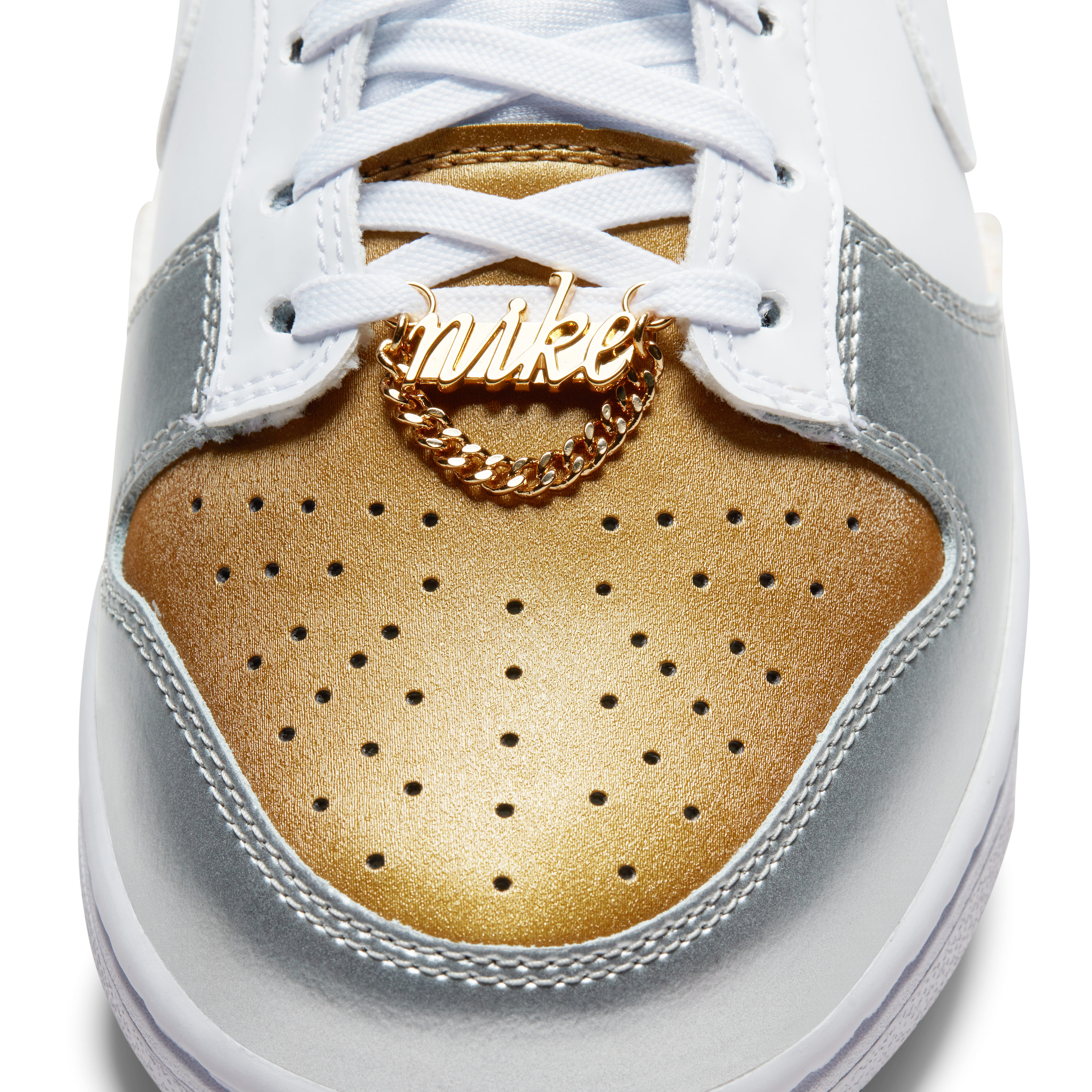 women-nike-dunk-low-se-white-metallic-gold-silver-dh4403-700-dgjkp.png