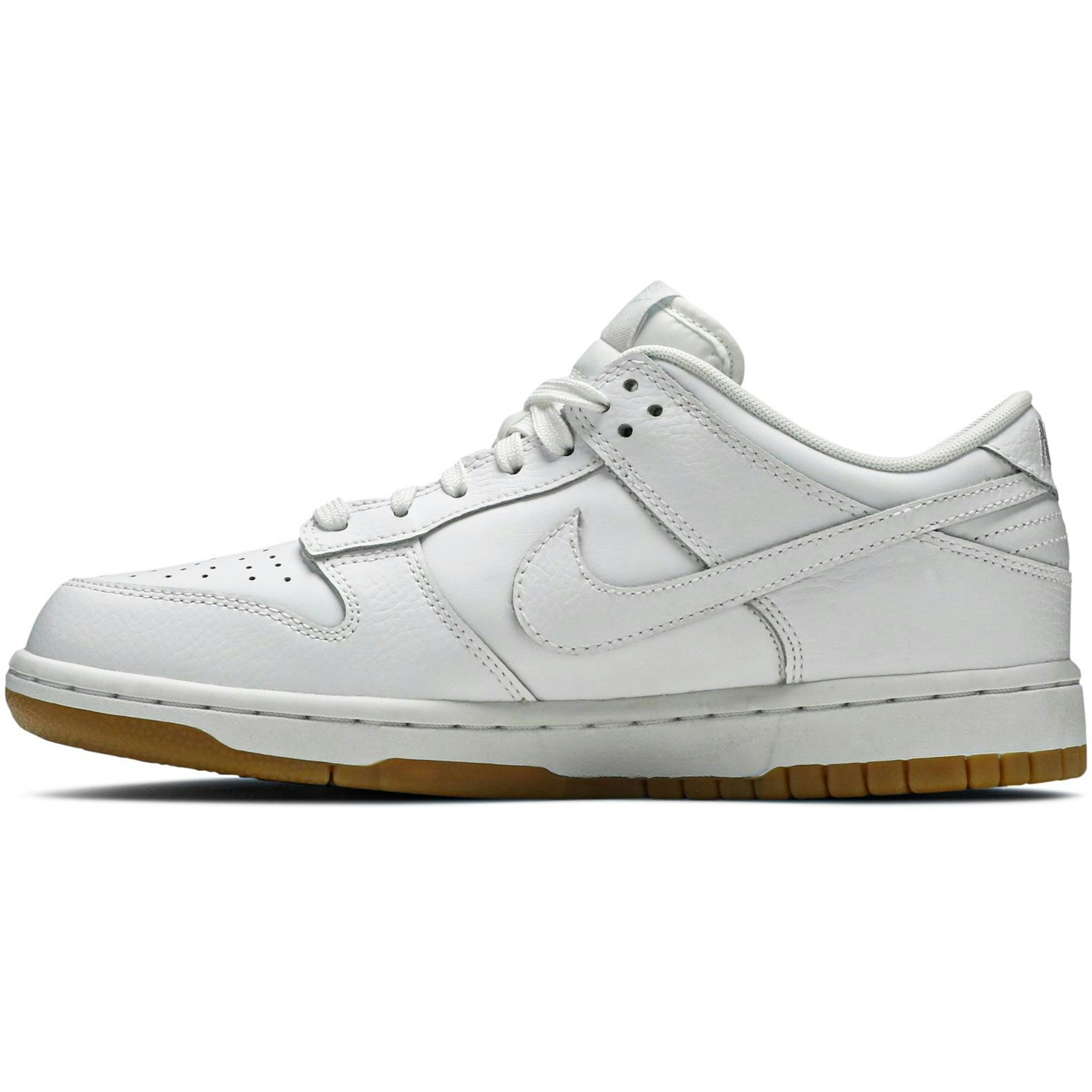 women-nike-dunk-low-white-gum-311369-100-2zz4p.jpeg