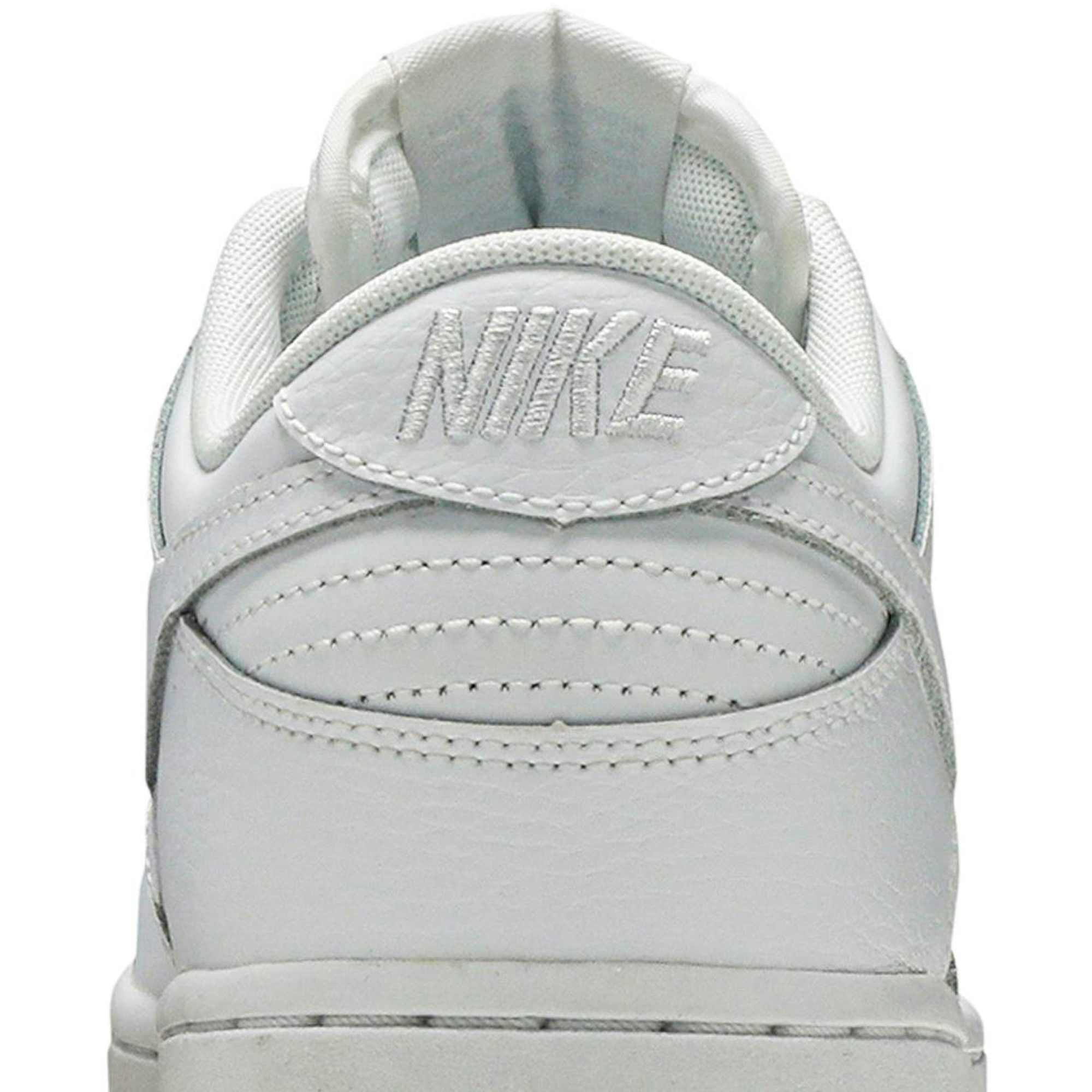 women-nike-dunk-low-white-gum-311369-100-crni8.jpeg