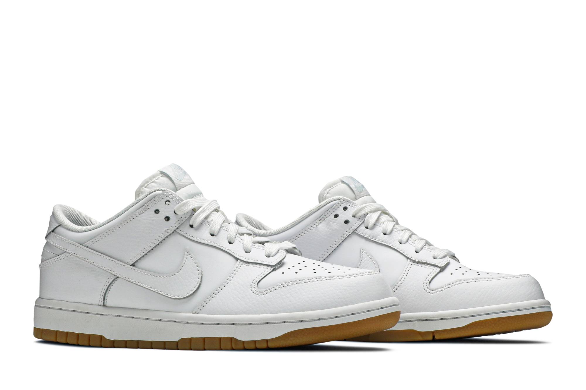 women-nike-dunk-low-white-gum-311369-100-xkph3.jpeg