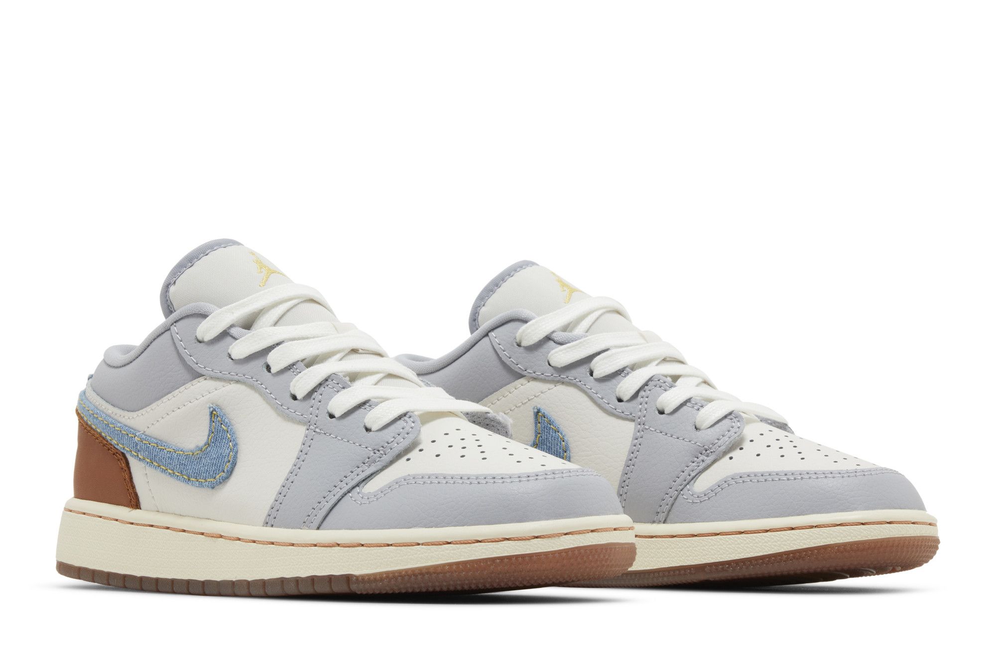 youth-air-jordan-1-low-se-sashiko-fz5046-041-ezm0c.jpeg