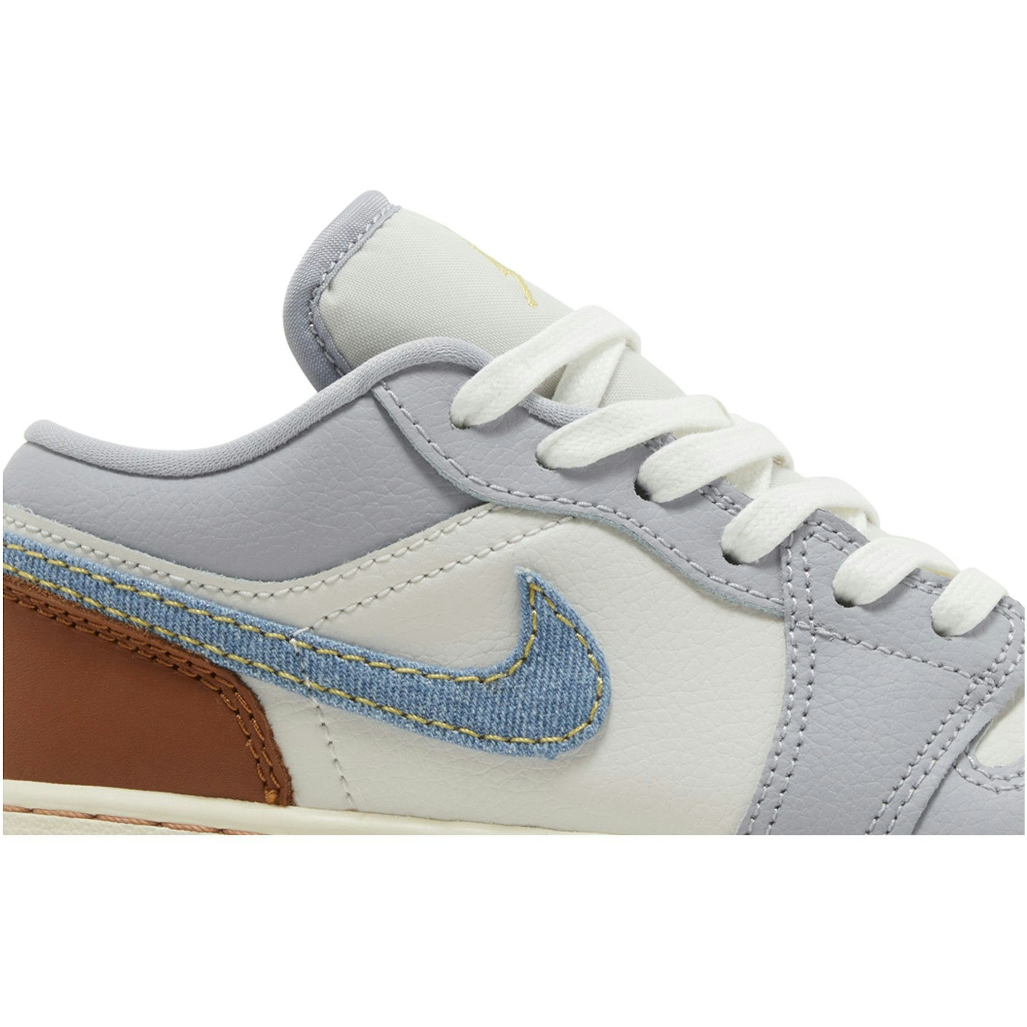 youth-air-jordan-1-low-se-sashiko-fz5046-041-nrycp.jpeg