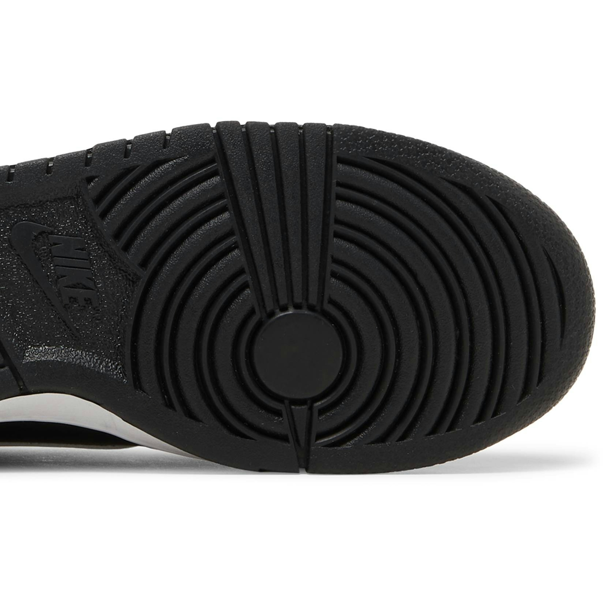 youth-nike-dunk-low-black-panda-20-fd1232-001-qsvlg.jpeg
