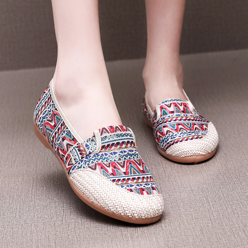 2023 Spring and Summer Cloth Shoes Women's Flat-heeled Shallow Mouth Slip-on Lazy Mother Shoes - Image 2